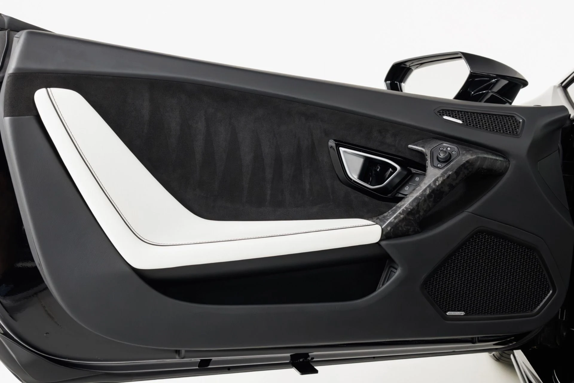 mph035_1212881872_Used_2021_Lamborghini_Huracan_EVO_1784066646_d74f8811f5