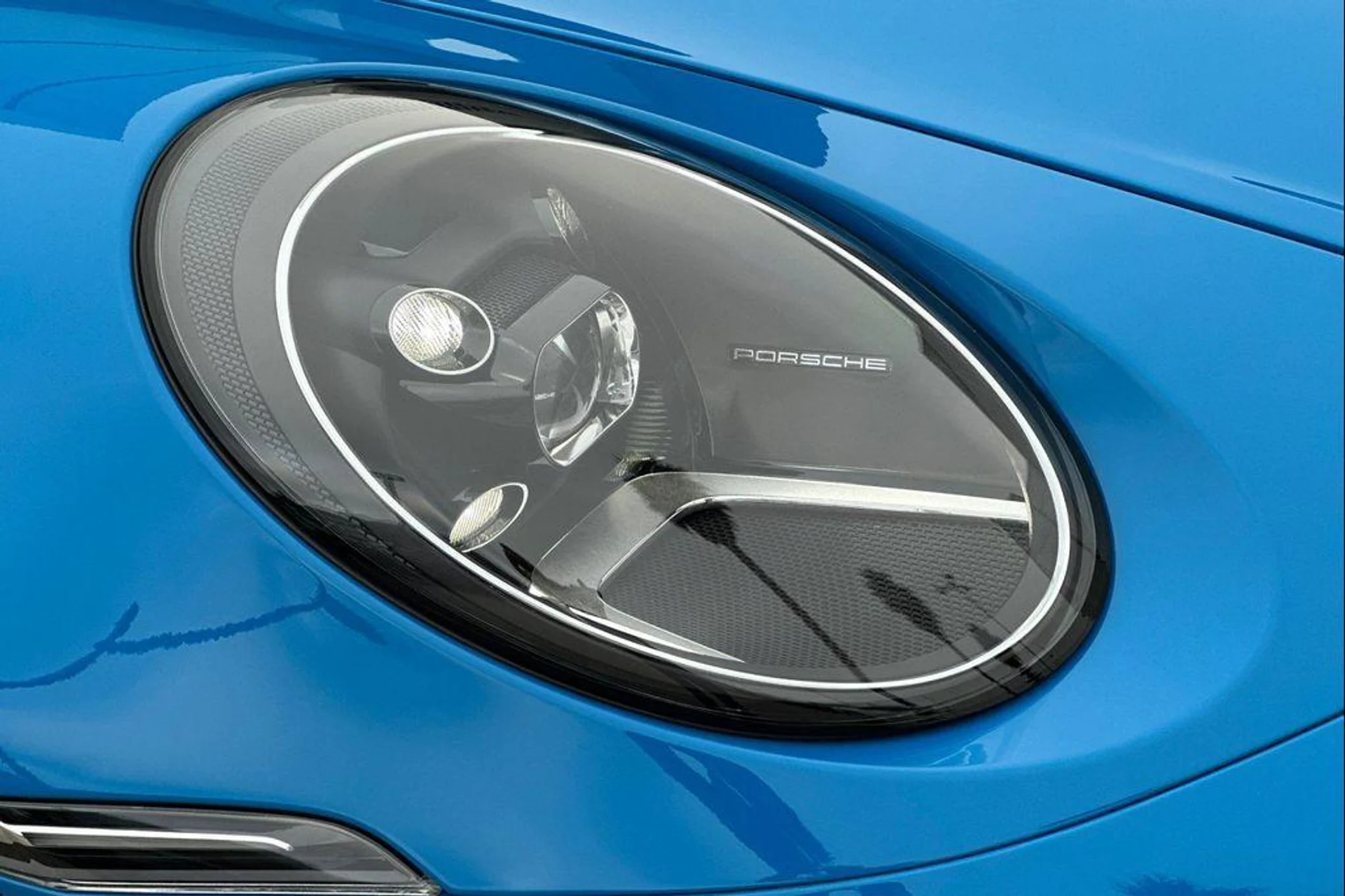 mph035_1213836367_vy_Uoti_K_Eb_Y0s6y_A1w4_Pg_G7qfga4_be48658e0c