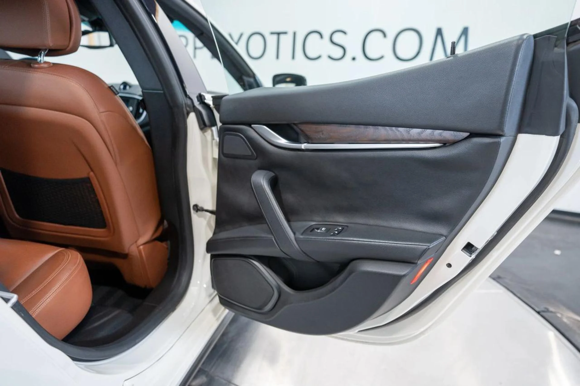 mph035_1217223561_a91d847453c82eebdd4d45eb5cf1a283_437aa3941e