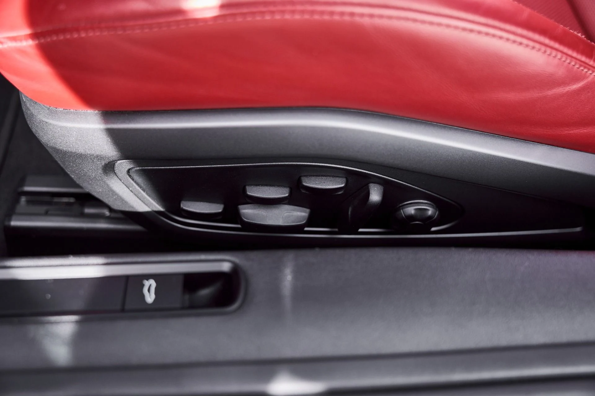 mph035_1225390055_Used_2022_Porsche_911_Turbo_S_1772308200_7cafb6089b