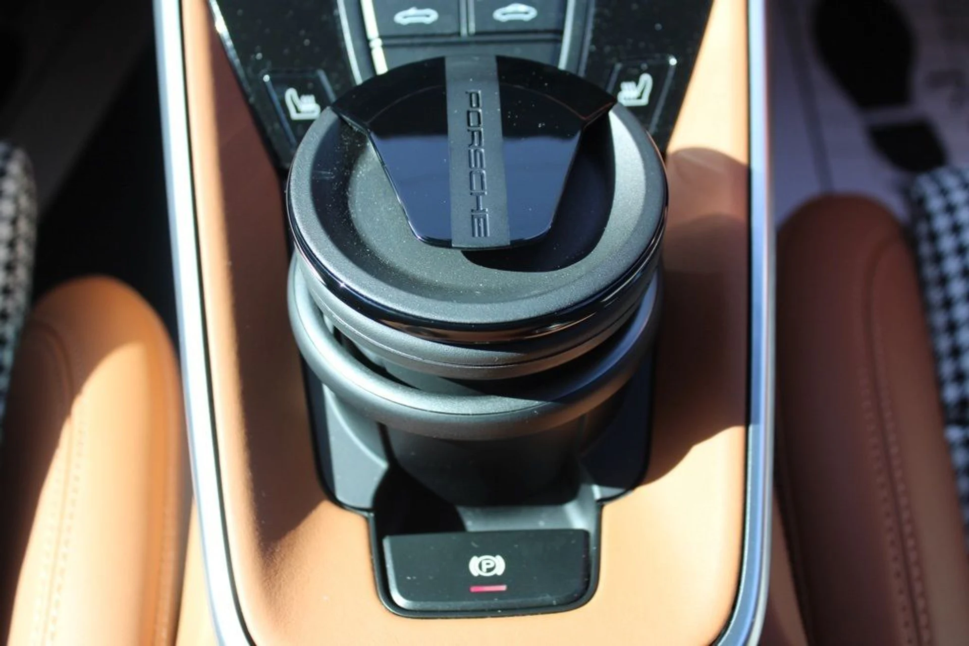 mph035_1229191495_85c1e81283d1807dd3648cb7ae8a2ef9_88cb1bb07c