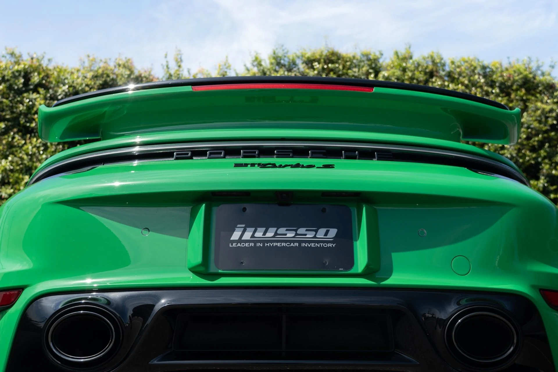 mph035_1229375562_Used_2022_Porsche_911_Turbo_S_1758136963_977f40291d