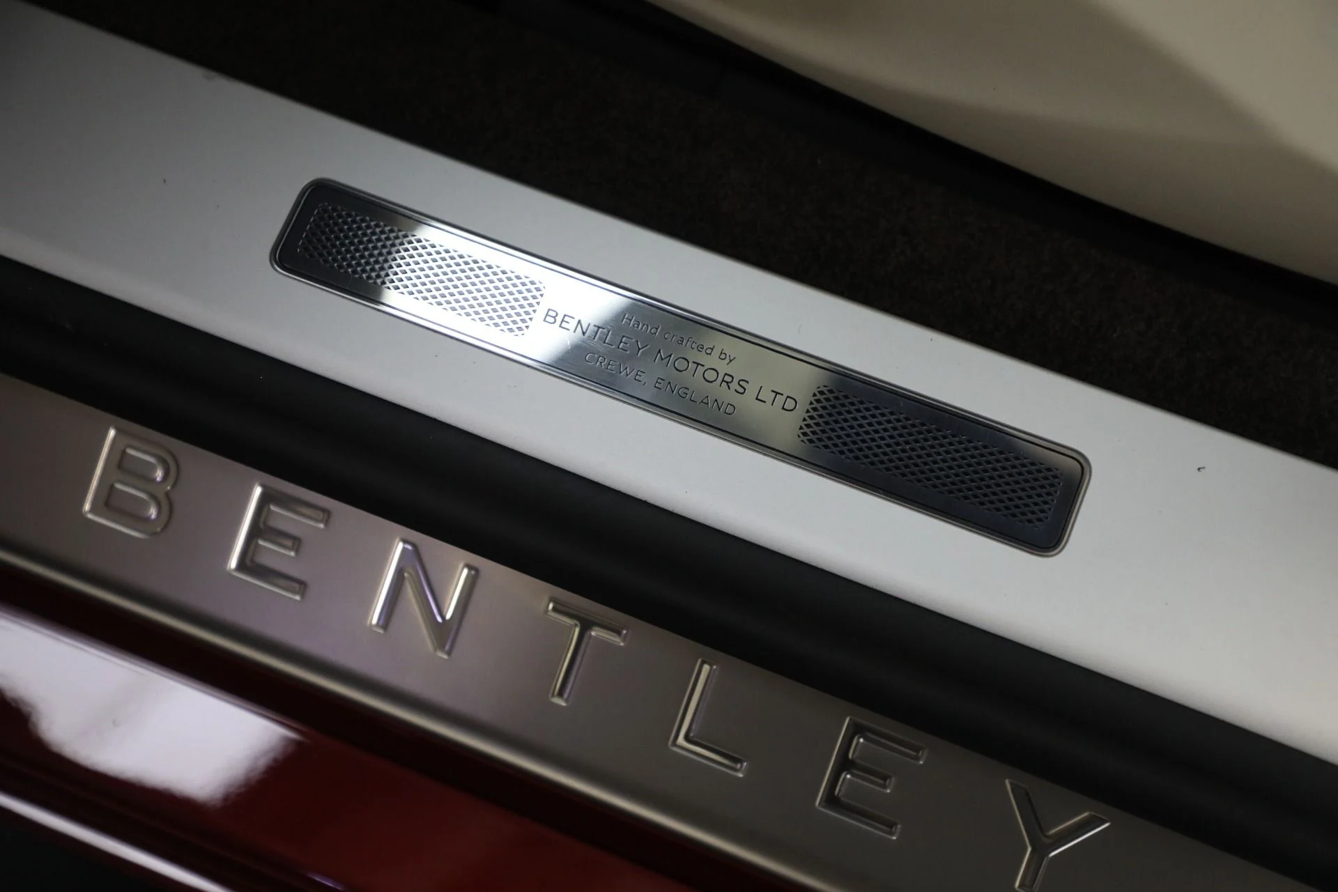 mph035_1244560909_Used_2022_Bentley_Continental_GTC_V8_6c768388bc