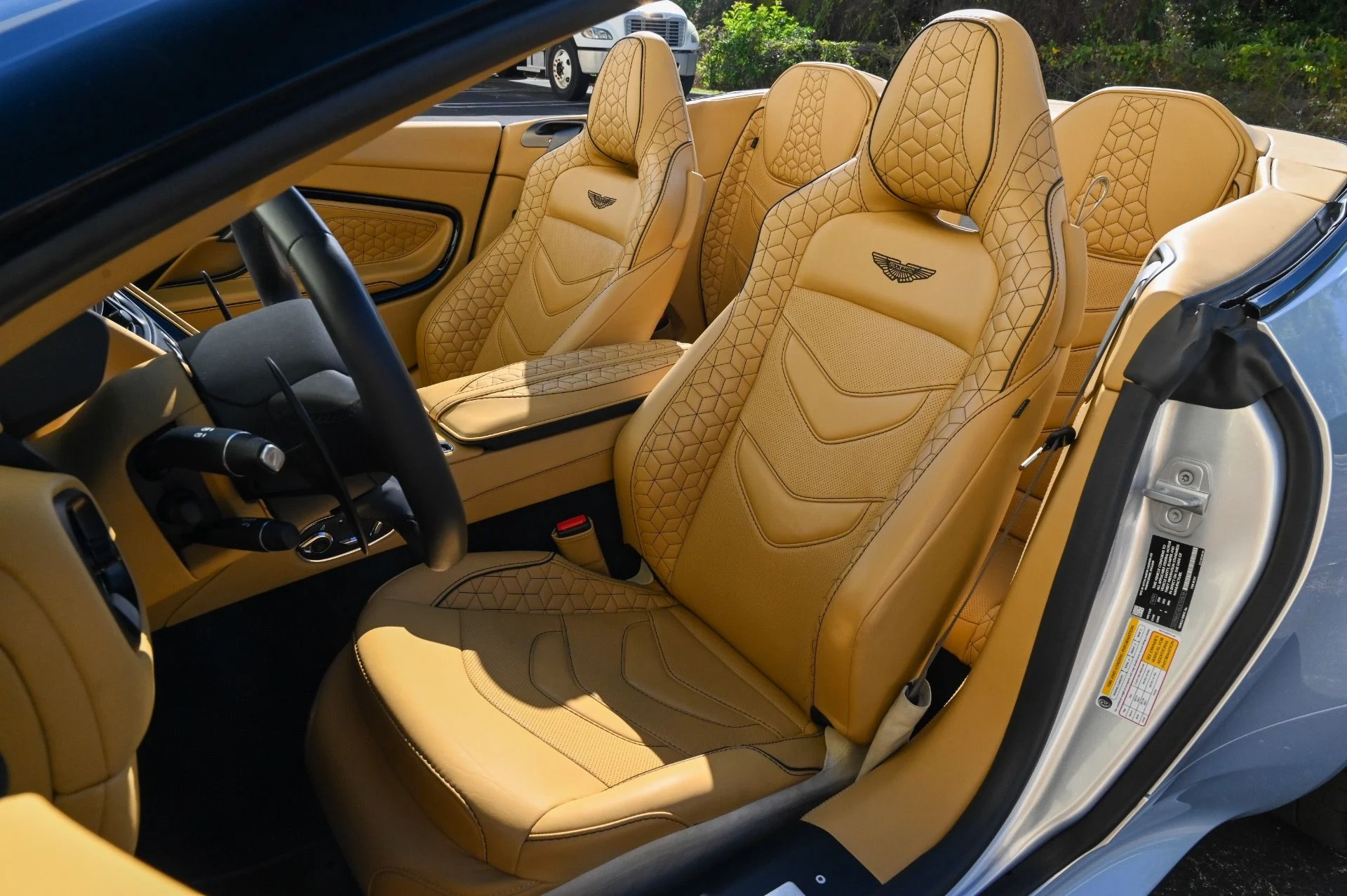 mph035_12557917_Used_2020_Aston_Martin_DBS_Superleggera_1708981970_e6461e143b