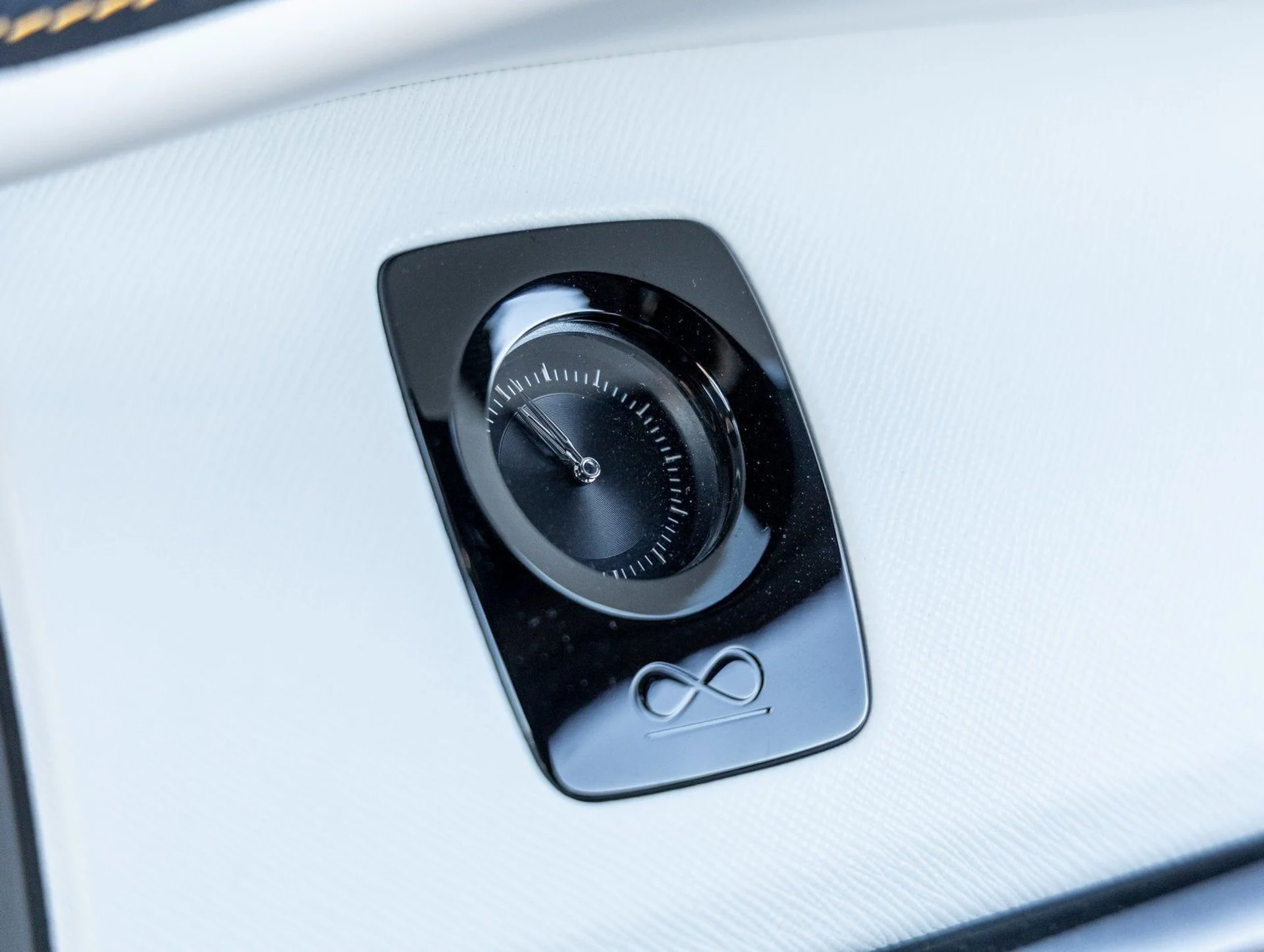 mph035_1268733871_36_30de526827