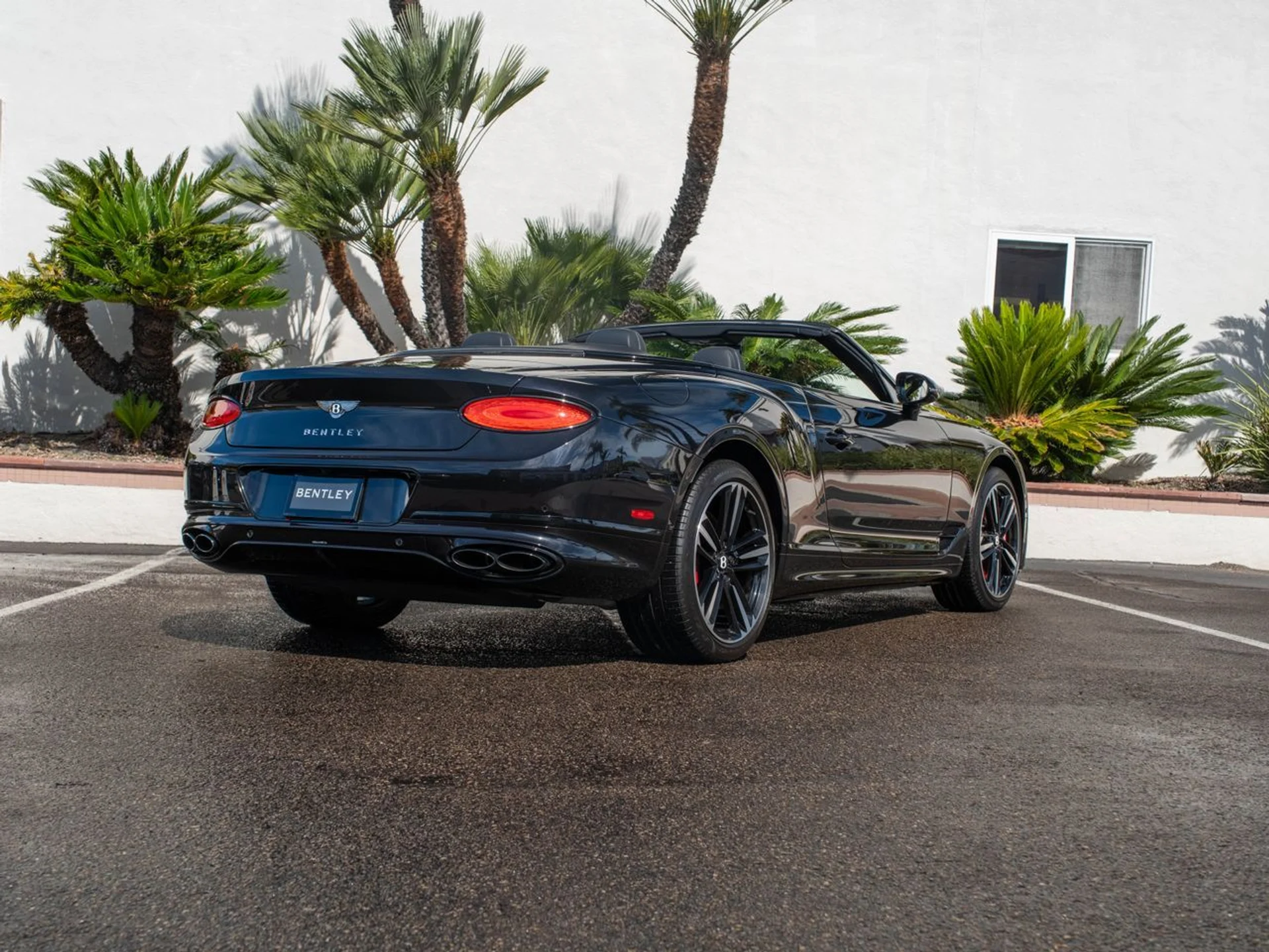 mph035_127825900_f65df5c05689c4ec121764ffb9d70da9x_096c3d5083