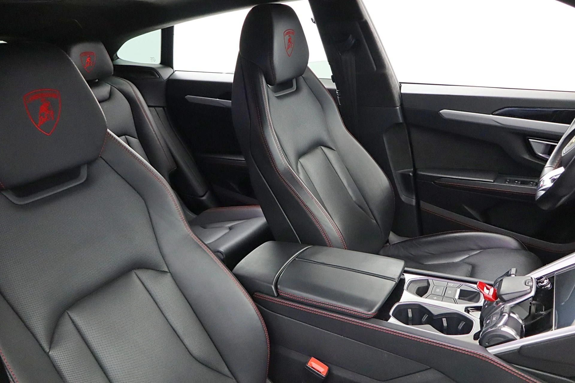 mph035_1307770954_Used_2020_Lamborghini_Urus_2ebde2dd5b