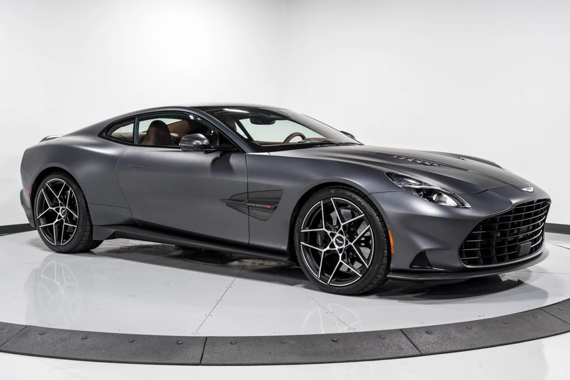 mph035_1310605618_6d988bf7cff93a7bee06a723ba8cf849x_a9185b8e1f