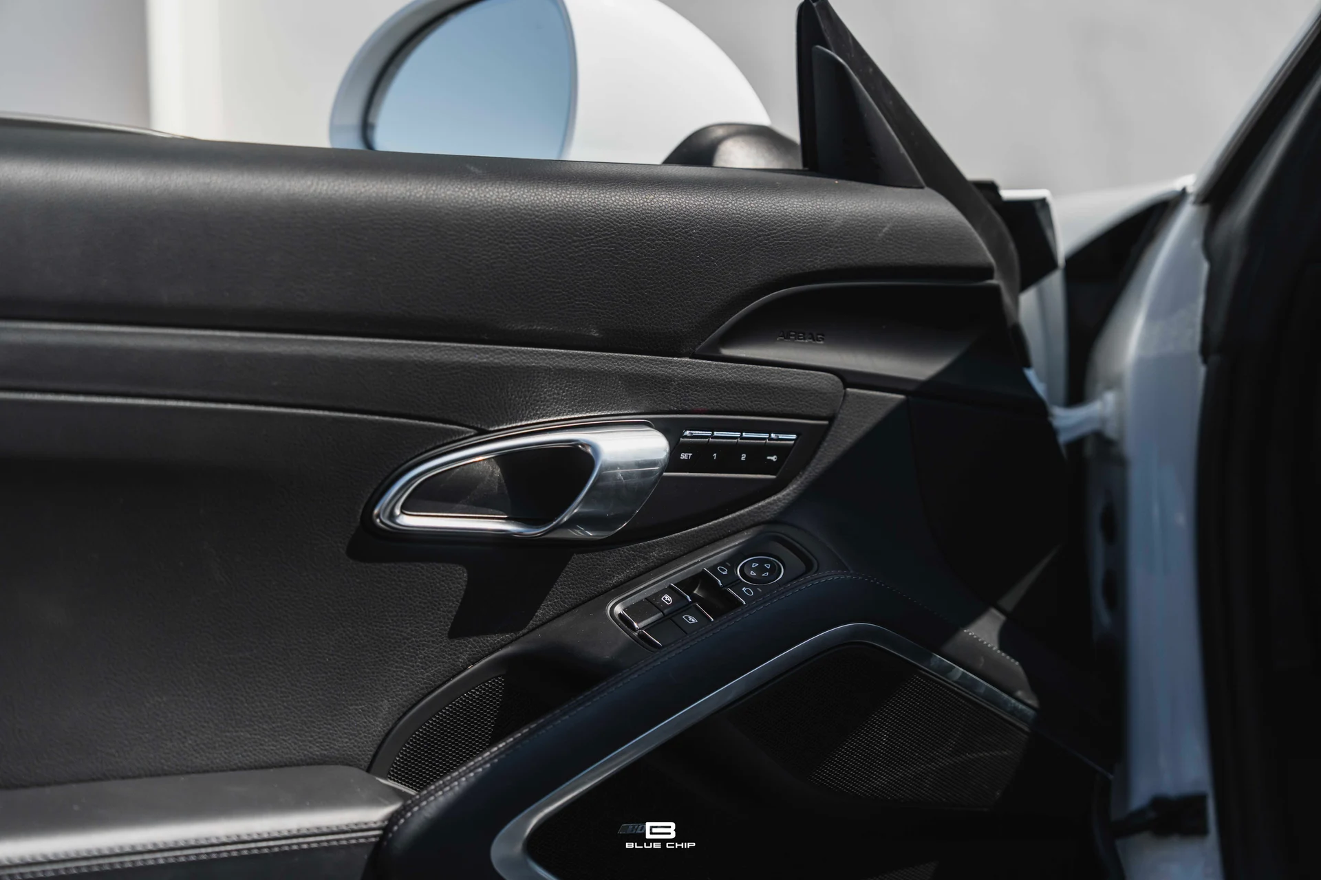 mph035_1311043710_6a30827a69c033a279703ad7_2019_Porsche_911_37_badf84e503