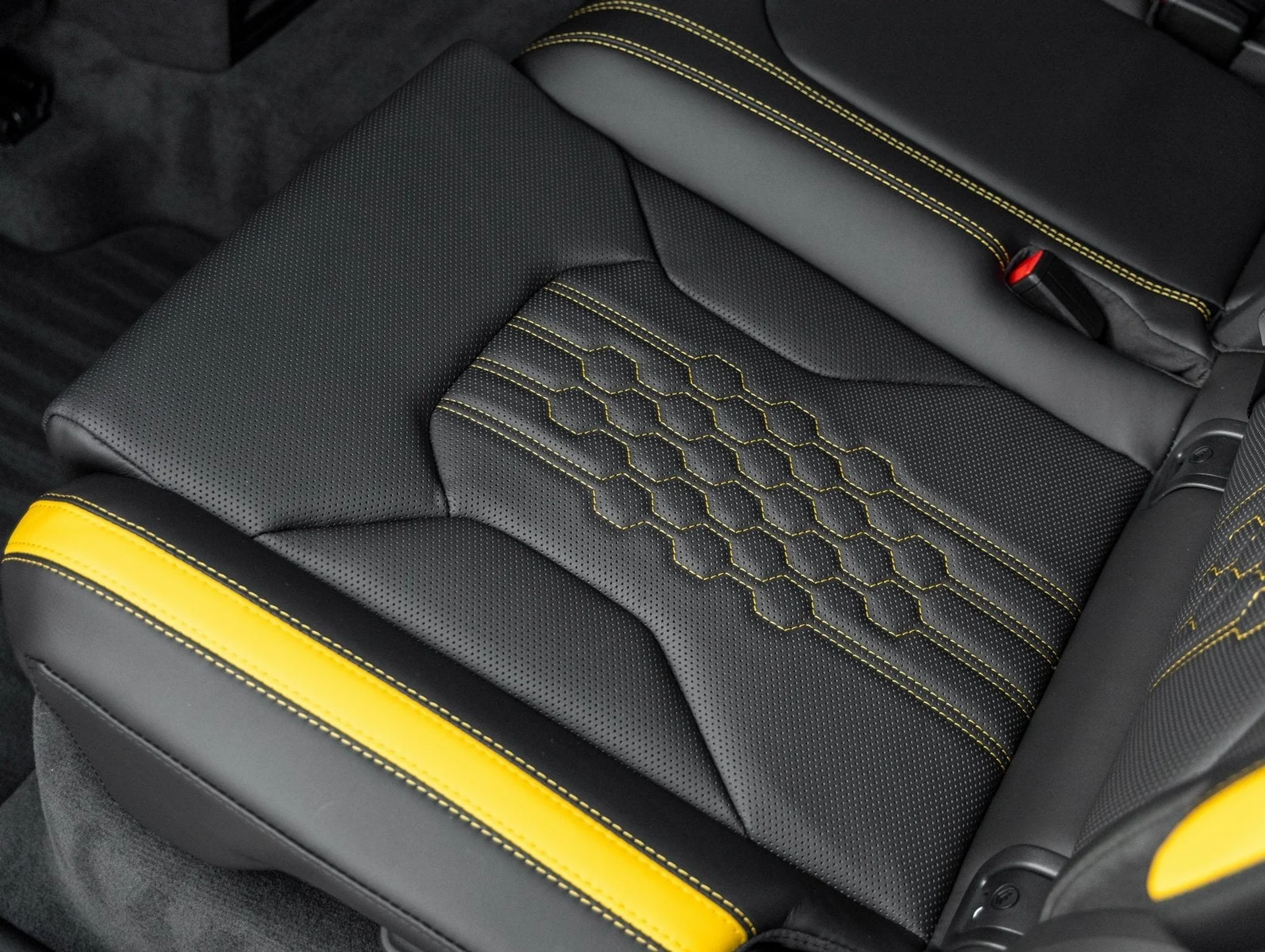 mph035_131712553_36_3f16a4dabe