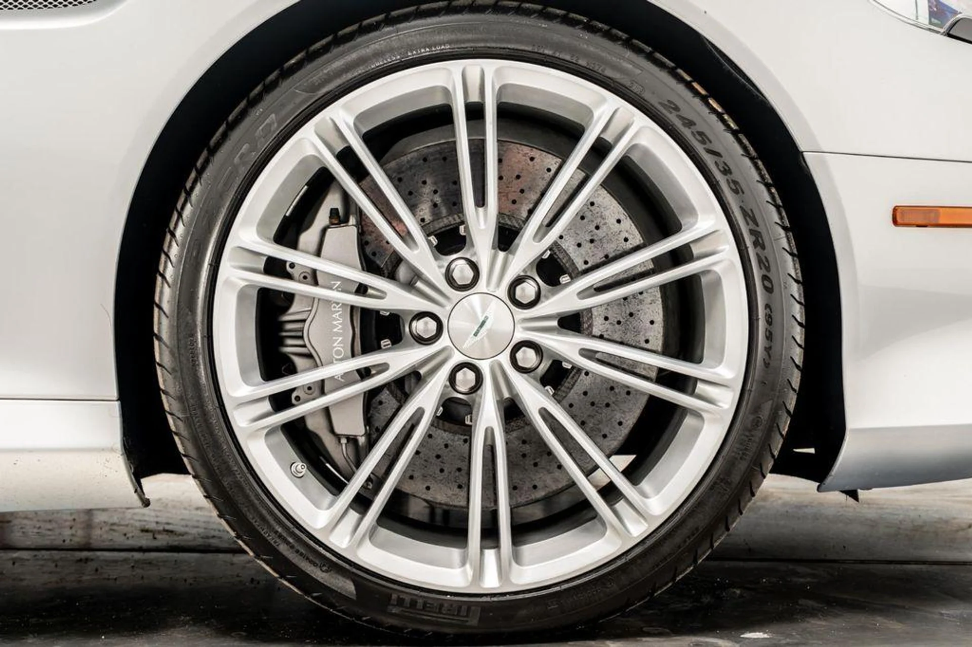 mph035_1320145433_61_Xr_T_Srw_i5svc_P_r5q_N_ce7wqo_44f9ba4eea