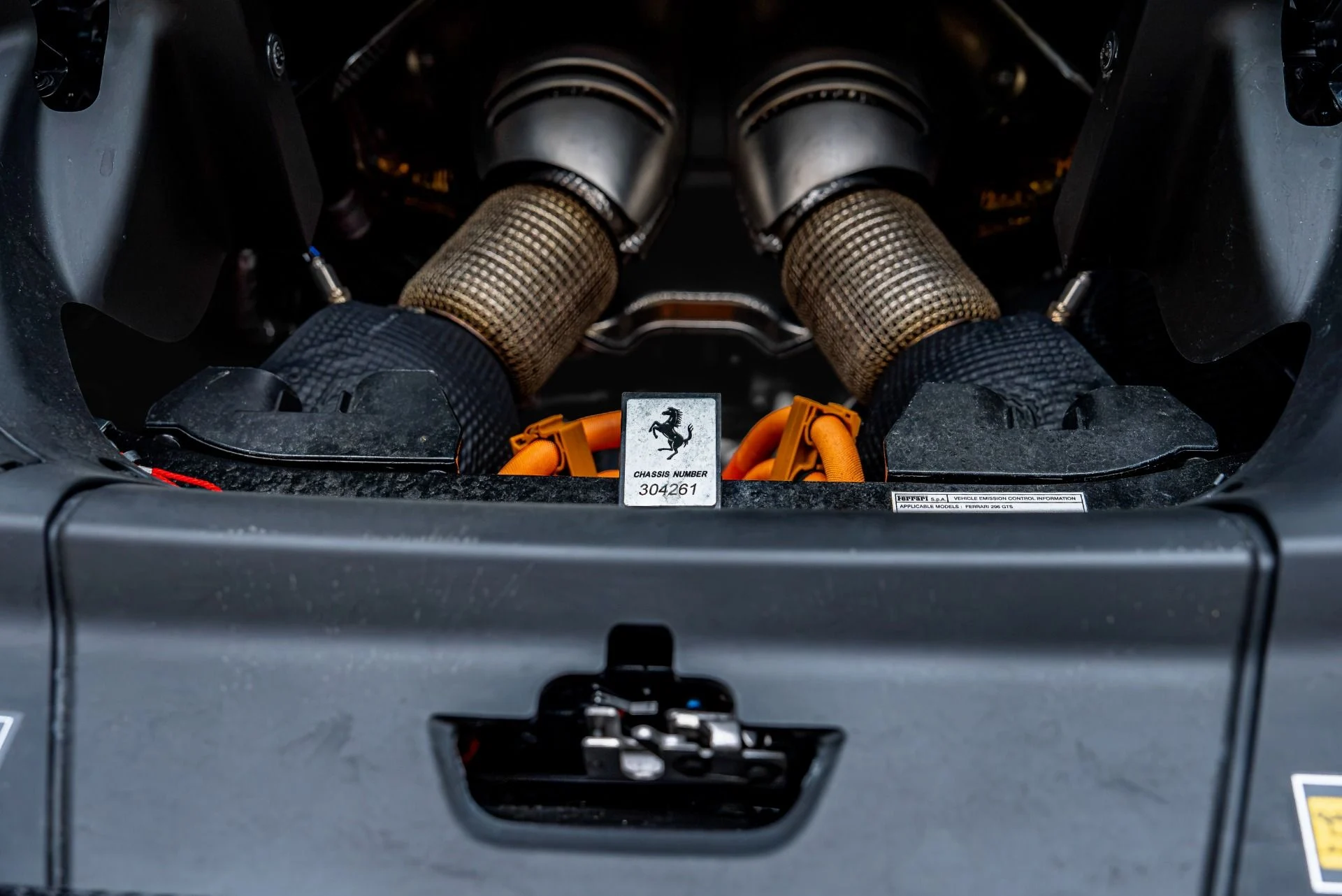 mph035_1323439448_Used_2024_Ferrari_296_GTS_1784751534_b65ea54eda