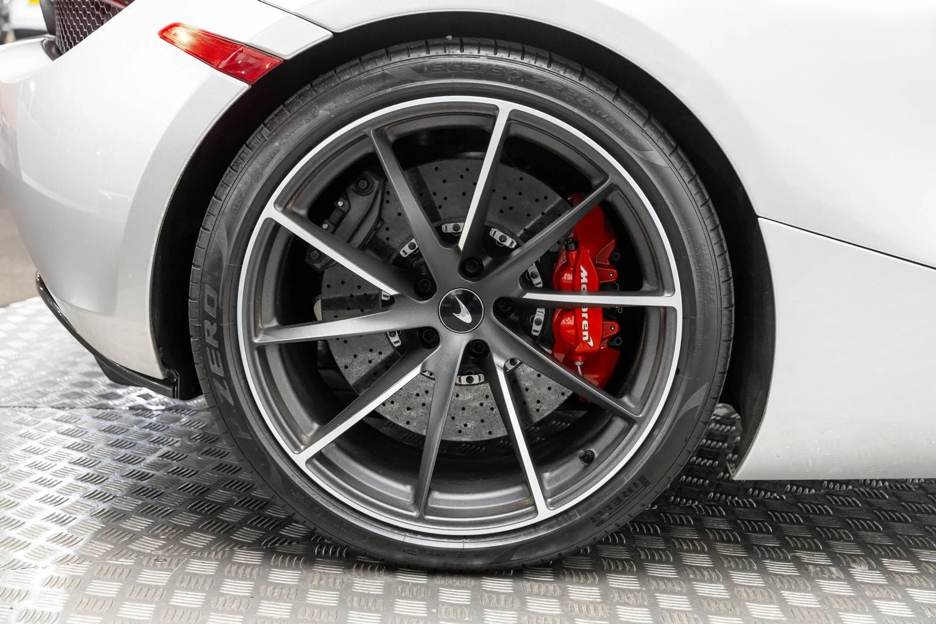 mph035_1344399630_36_32bf0021c7