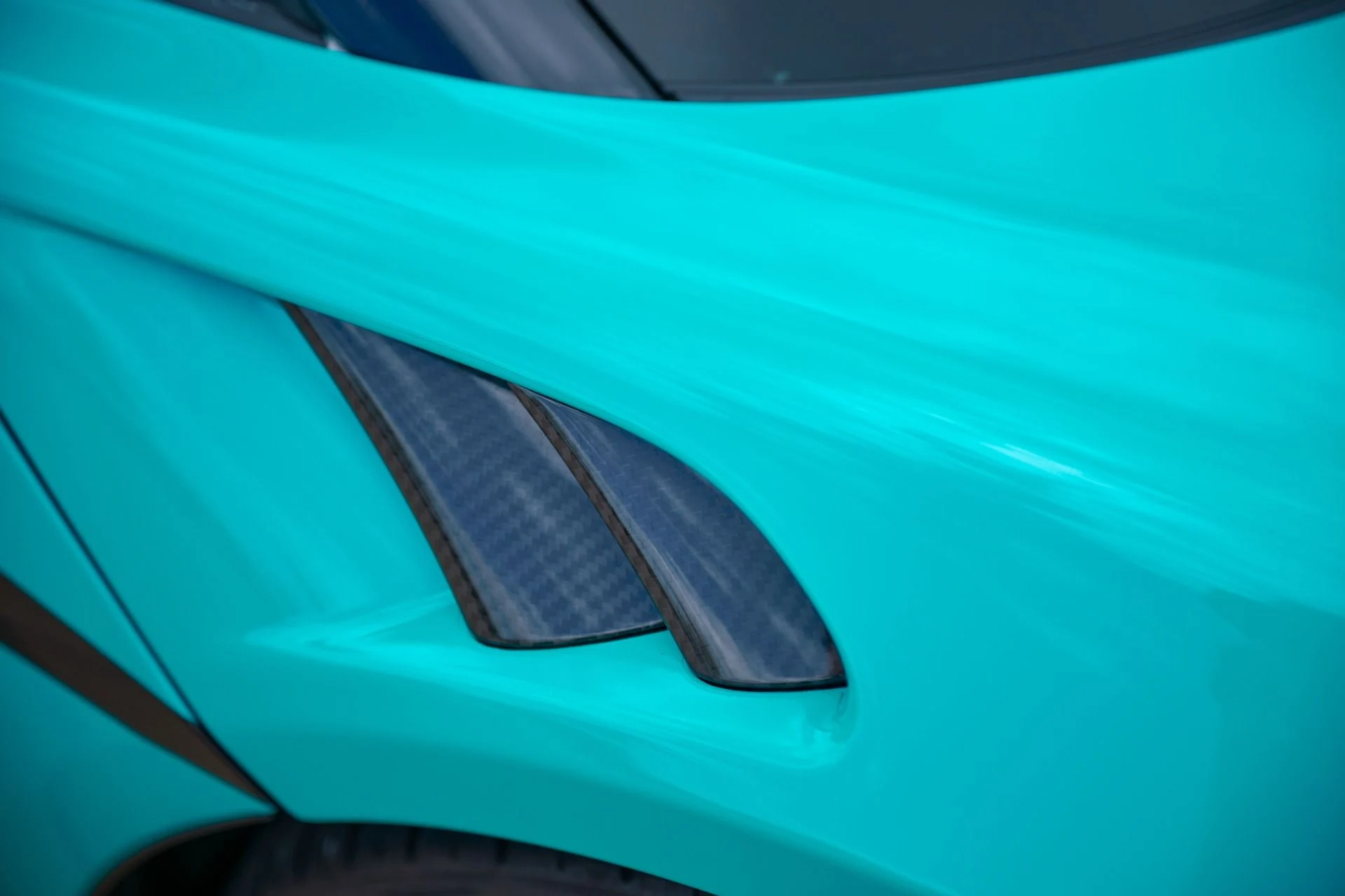 mph035_1366283605_Used_2025_Mc_Laren_Artura_Spider_1779138981_1148f543ad