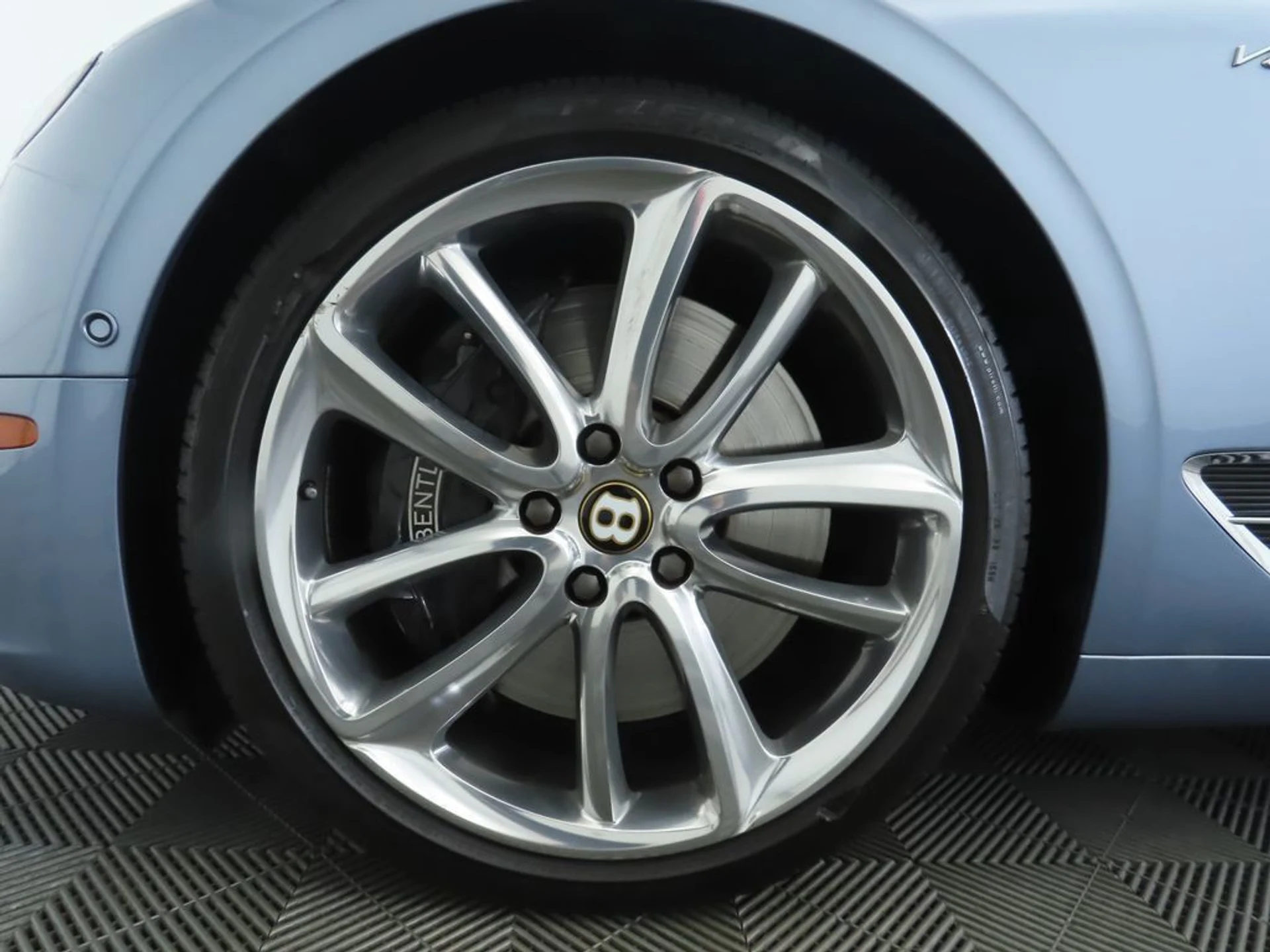 mph035_137542537_used_2020_bentley_continental_gtv8firsteditionconvertible_8119_22986550_36_1024_1387a89da2