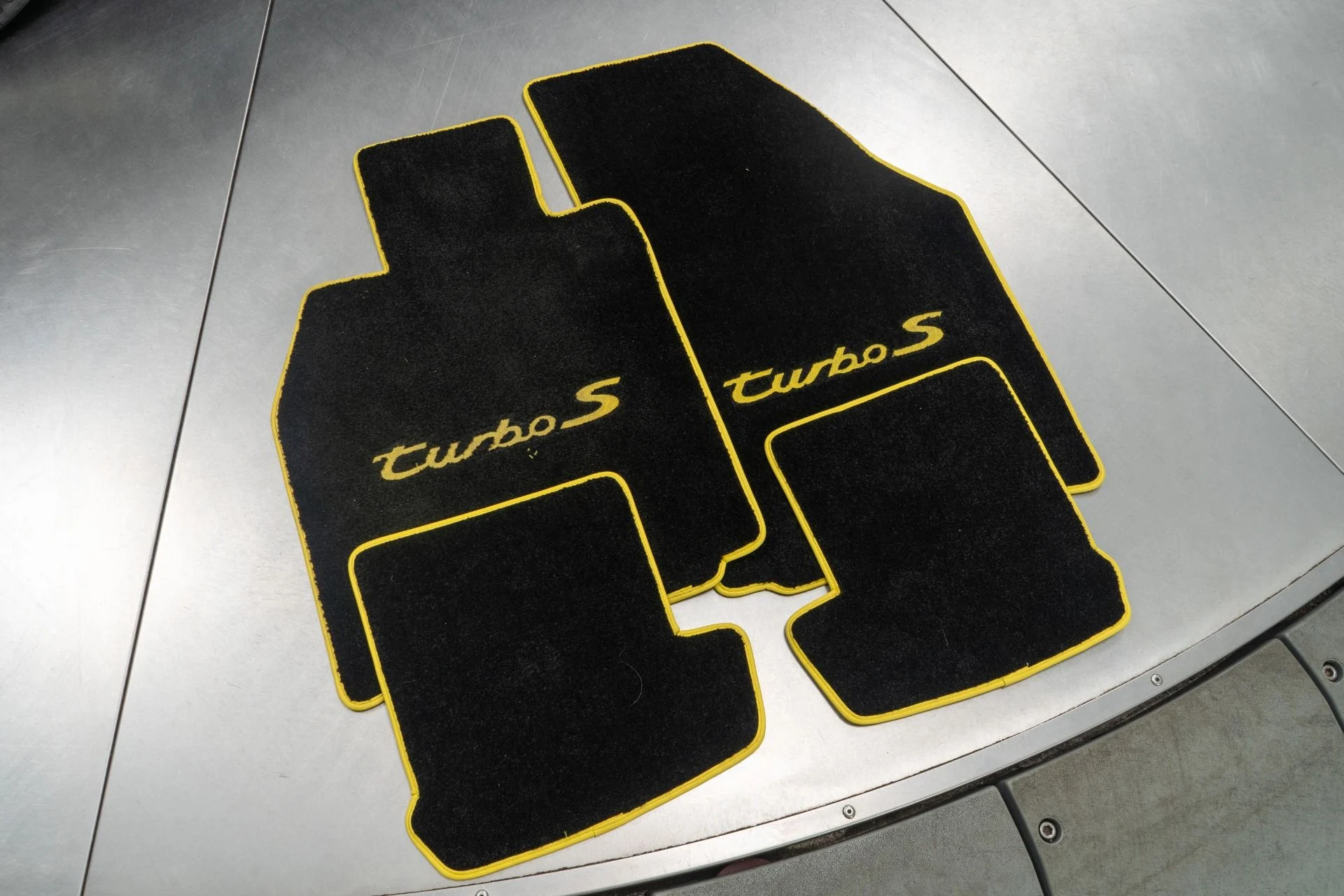 mph035_1378312101_Used_2014_Porsche_911_Turbo_S_1758120142_7b20c6e0cc