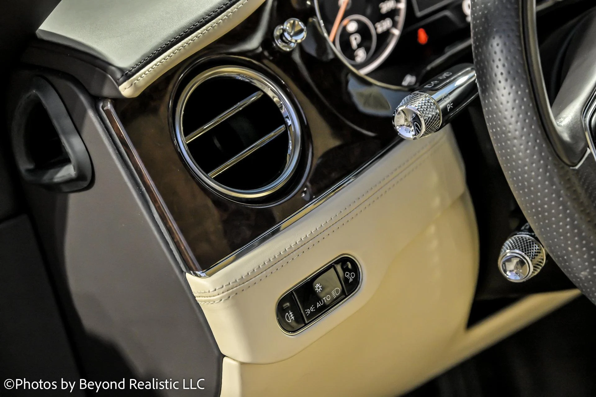 mph035_1397811843_Used_2020_Bentley_Continental_GT_V8_Convertible_1762593010_5753e909a6