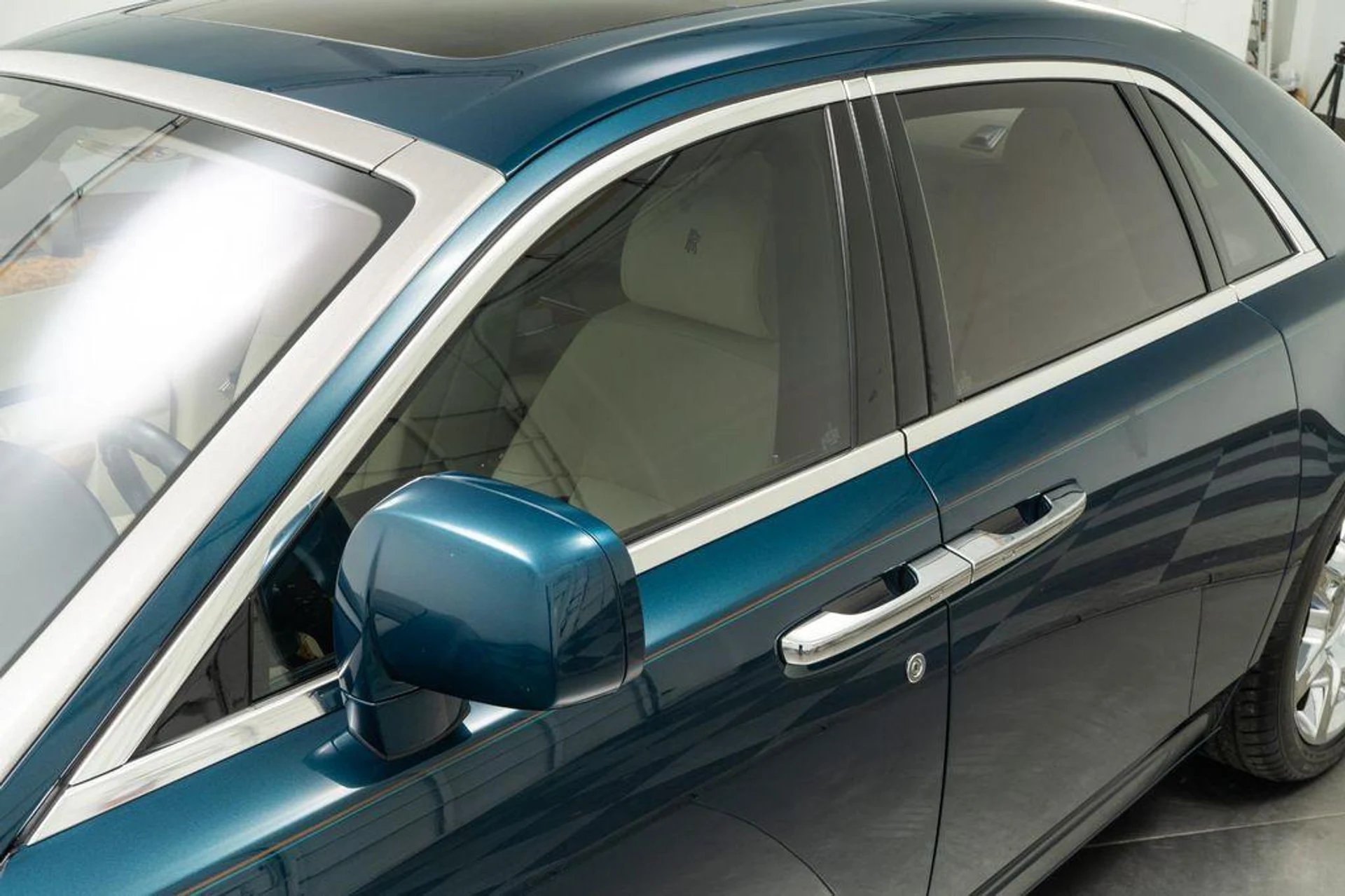 mph035_1410365155_YM_2_RT_Wl3s_BG_Dvt30_Ux44si_TRRTU_f604834c2e