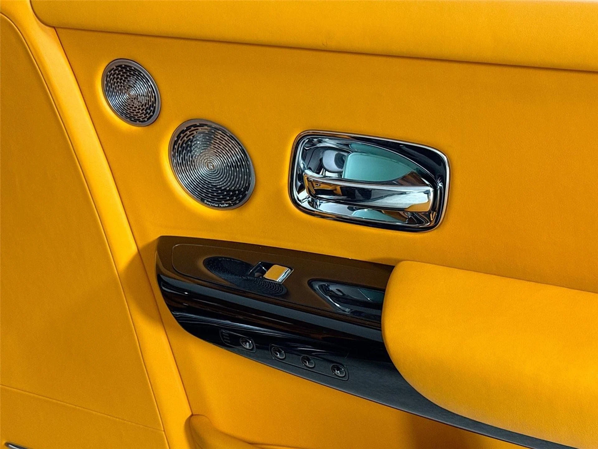 mph035_1411073719_53affc9c701aeb8e6c43635065694d77_2d424cb9b2