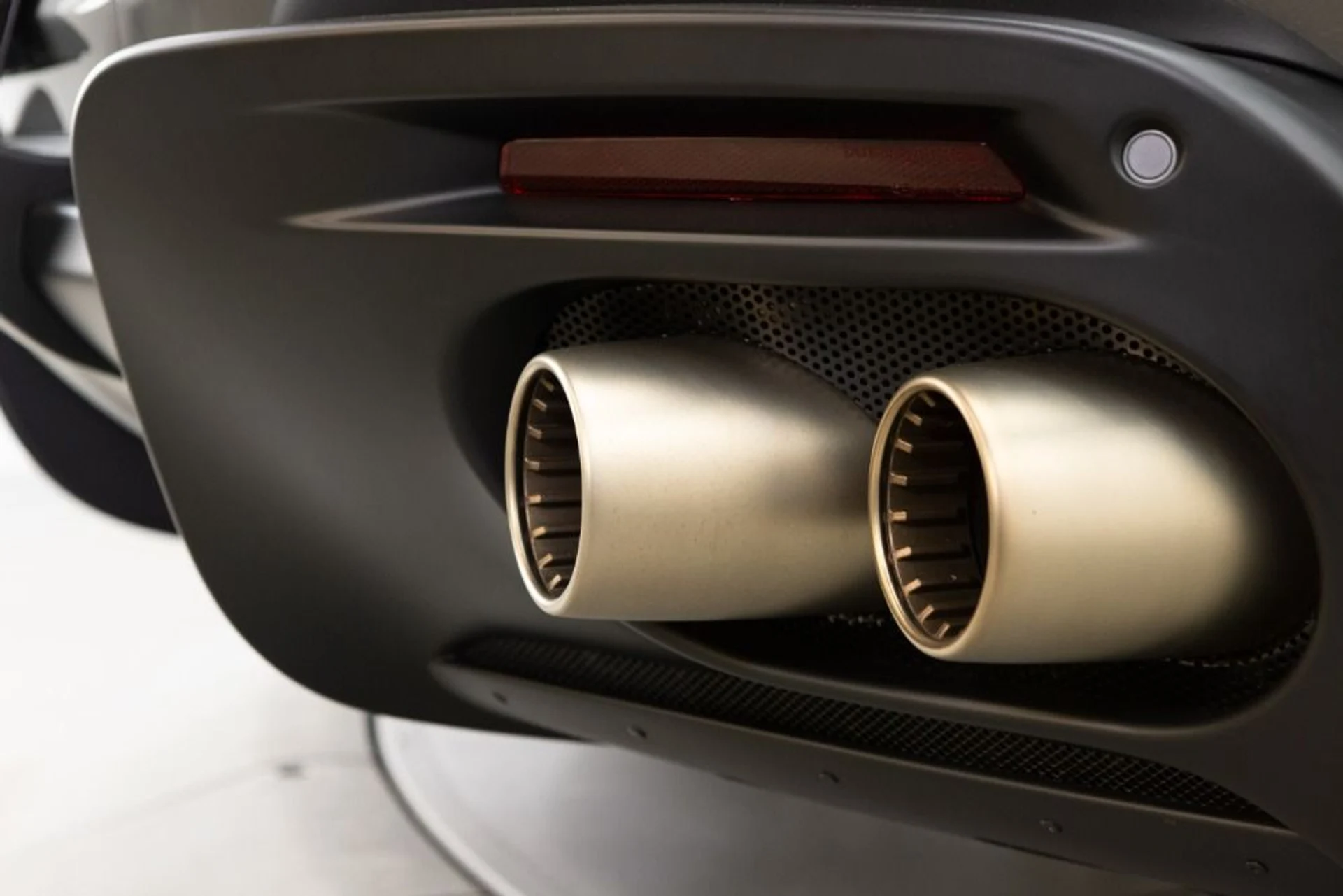 mph035_1415417966_Used_2023_Ferrari_Roma_980def5b92