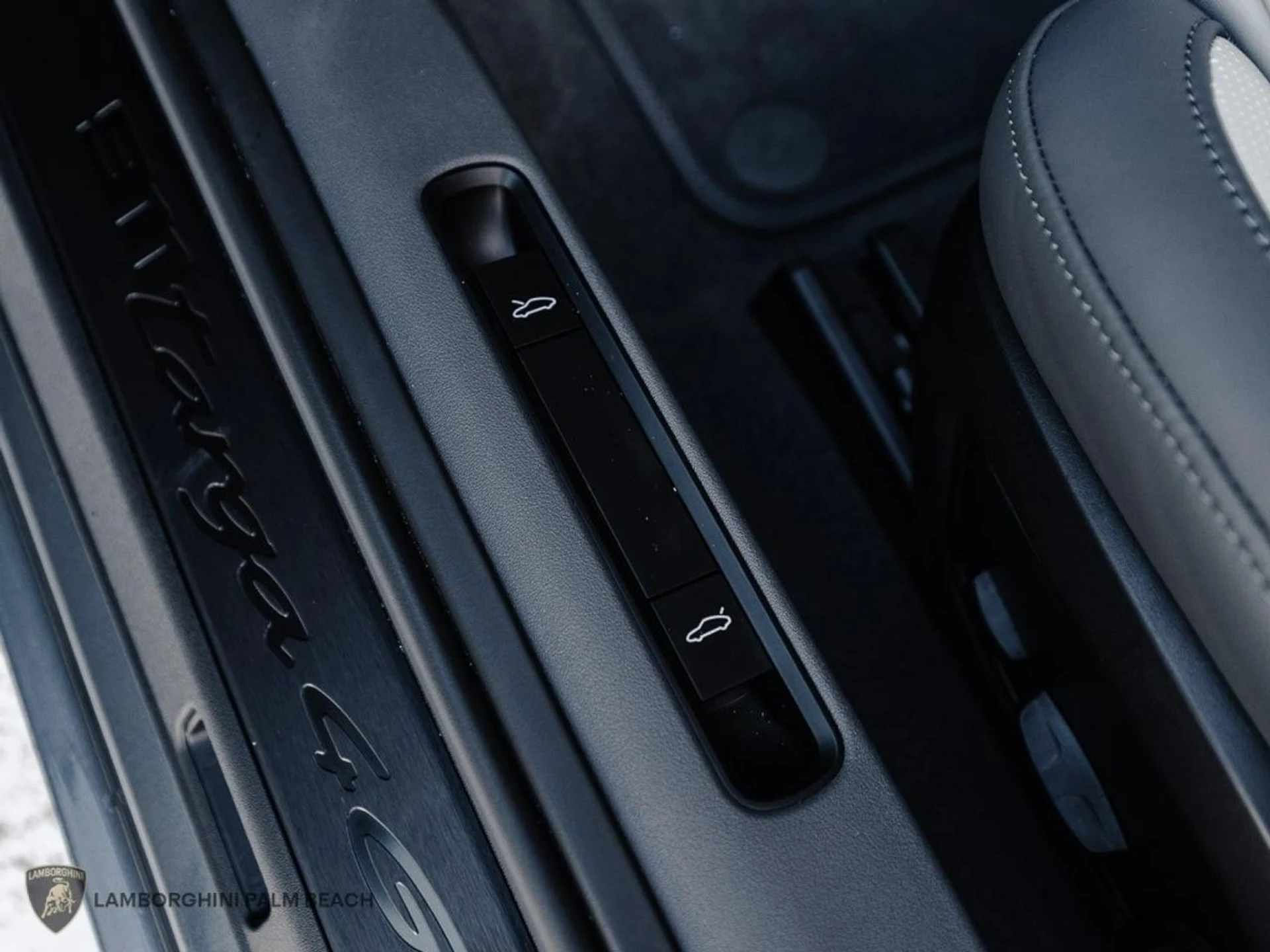 mph035_1459124497_ae5a51cb49aece95813b4a0ae25c54b2_5f589d9eb7