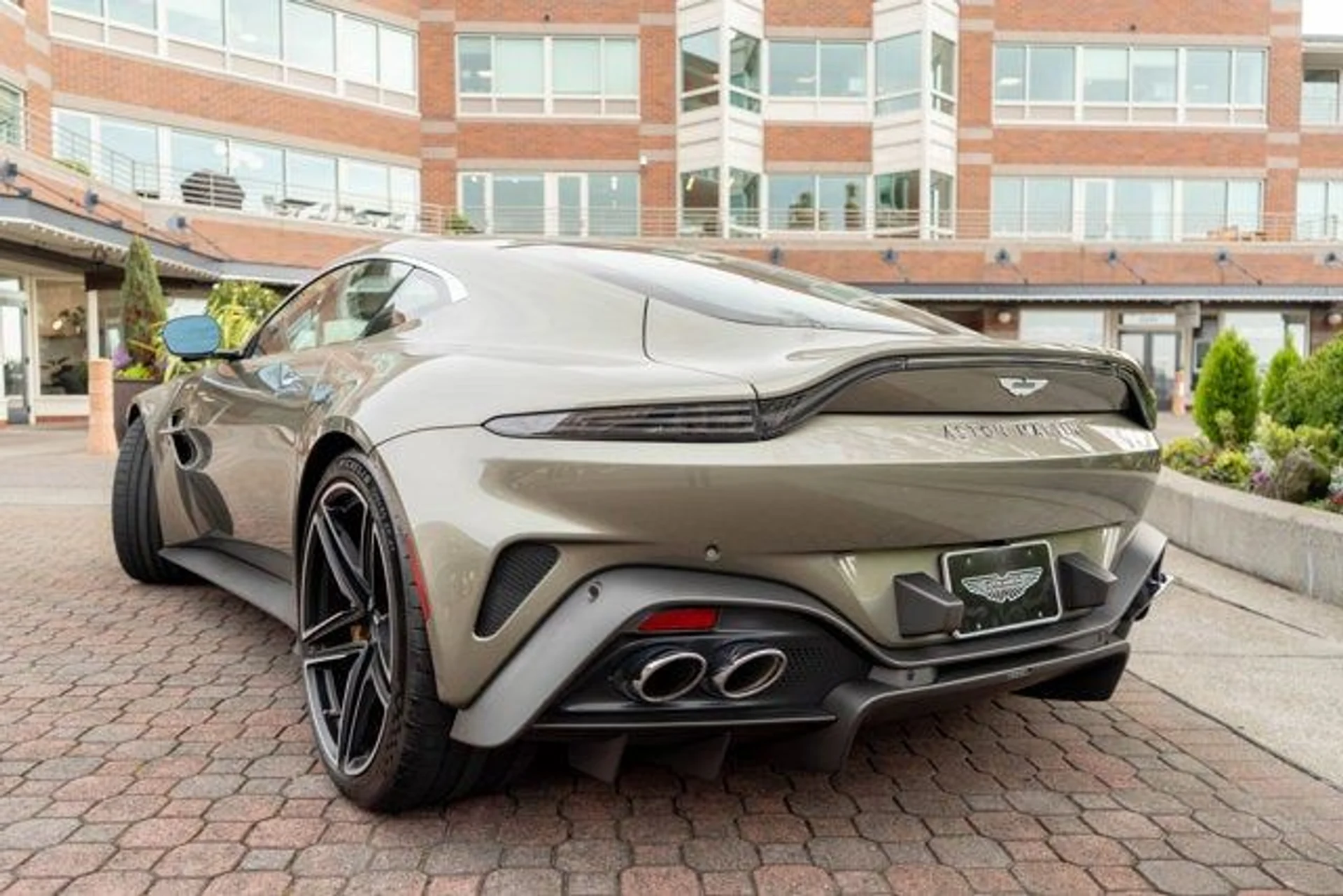 mph035_1471424988_36_964c735170