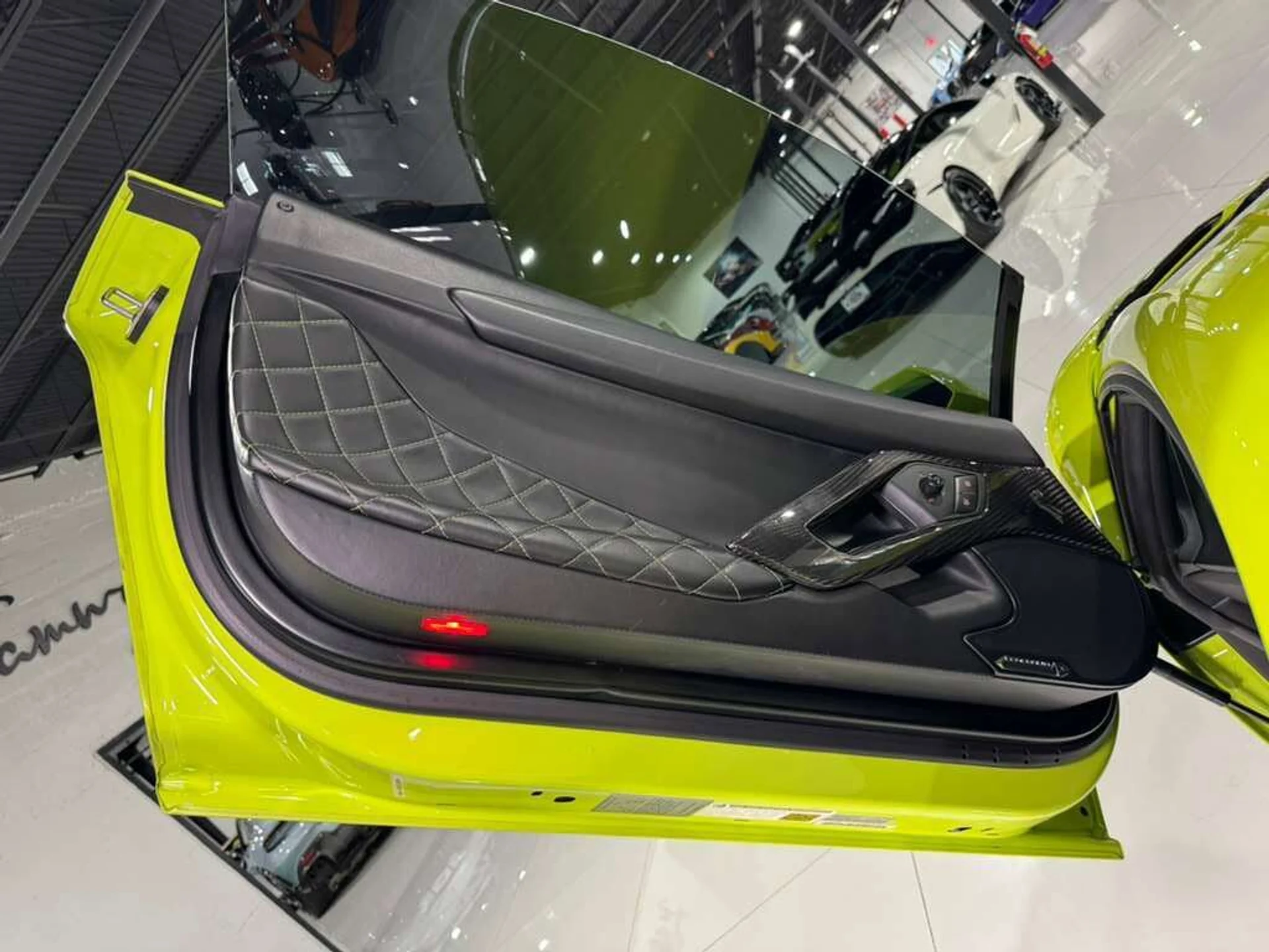 mph035_1481806861_27e6f981cf8dbb4547c38c6eee198d71_e92153c51a