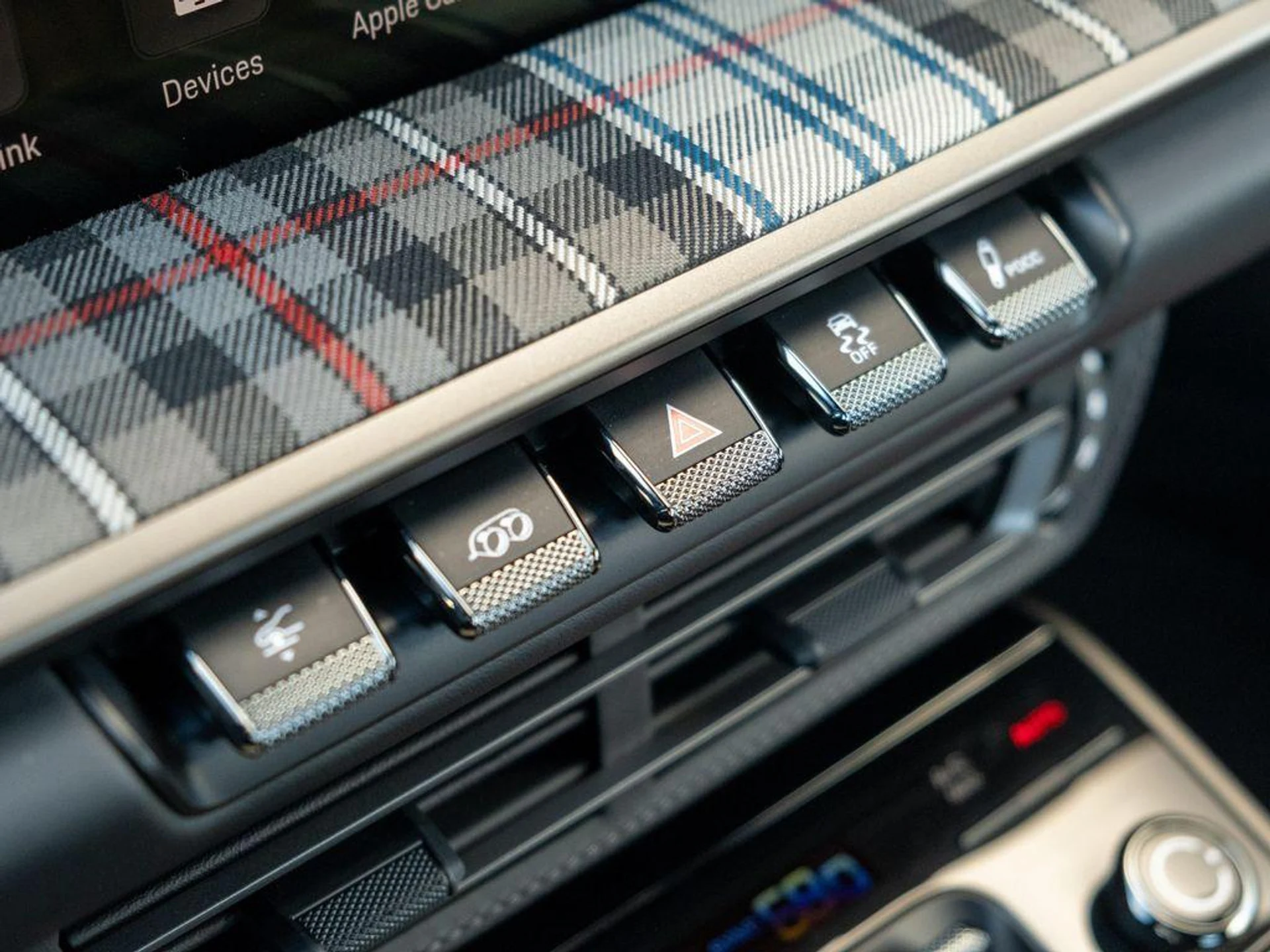 mph035_1484729910_4_AI_0vb_BC_Il0_EZBOX_rt3zv_H7g5_E_5f160e21bc