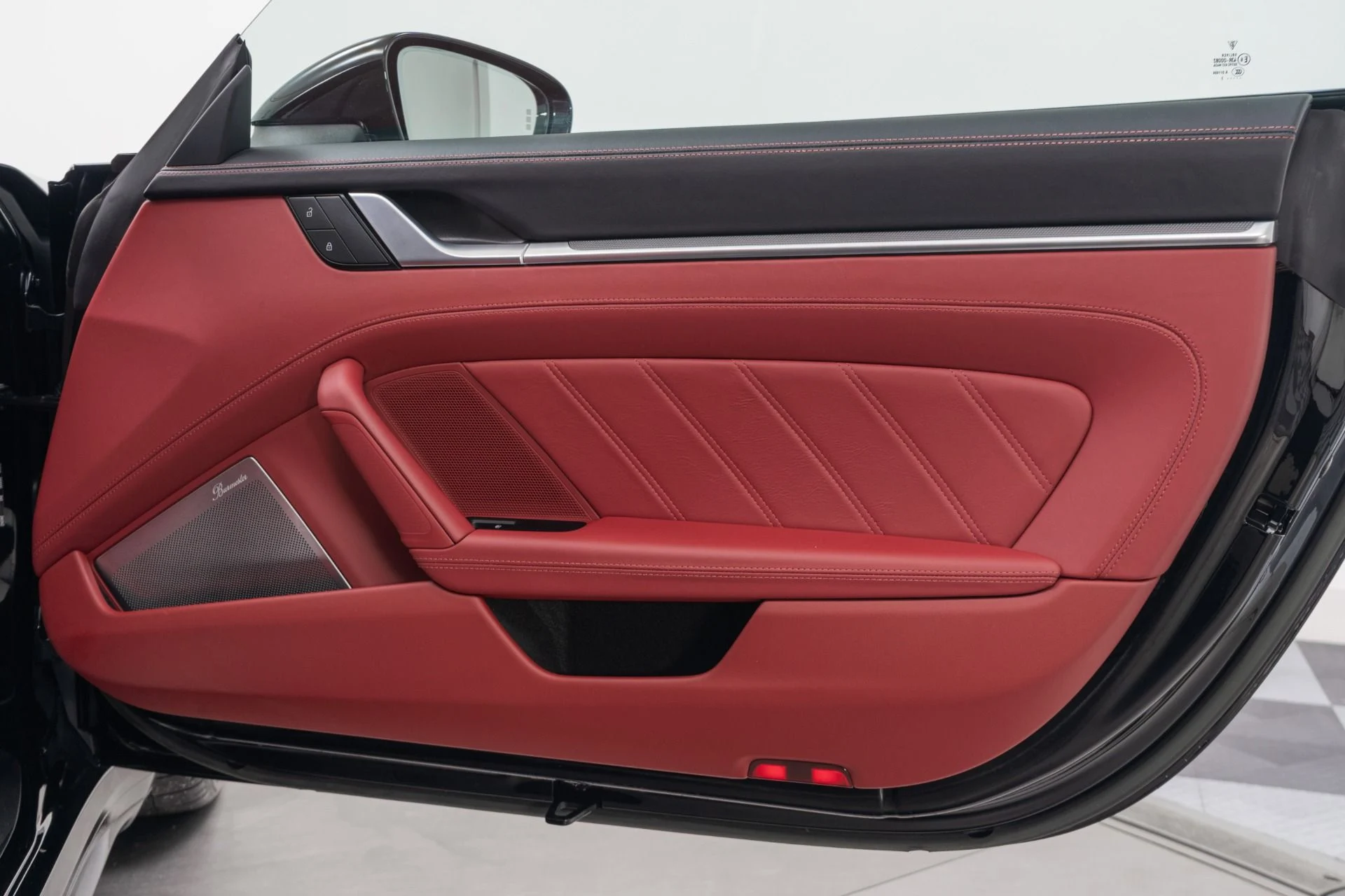 mph035_1485707326_Used_2023_Porsche_911_Turbo_Loaded_Low_miles_Burmester_Audio_PASM_Sport_Suspension_1764626019_a2730e7fd1