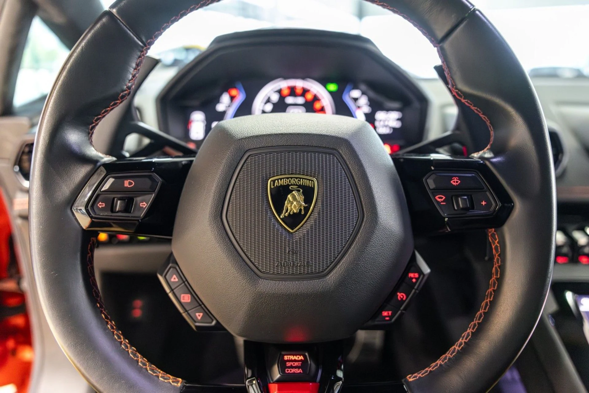 mph035_1495196209_Kw_d9c6586b40