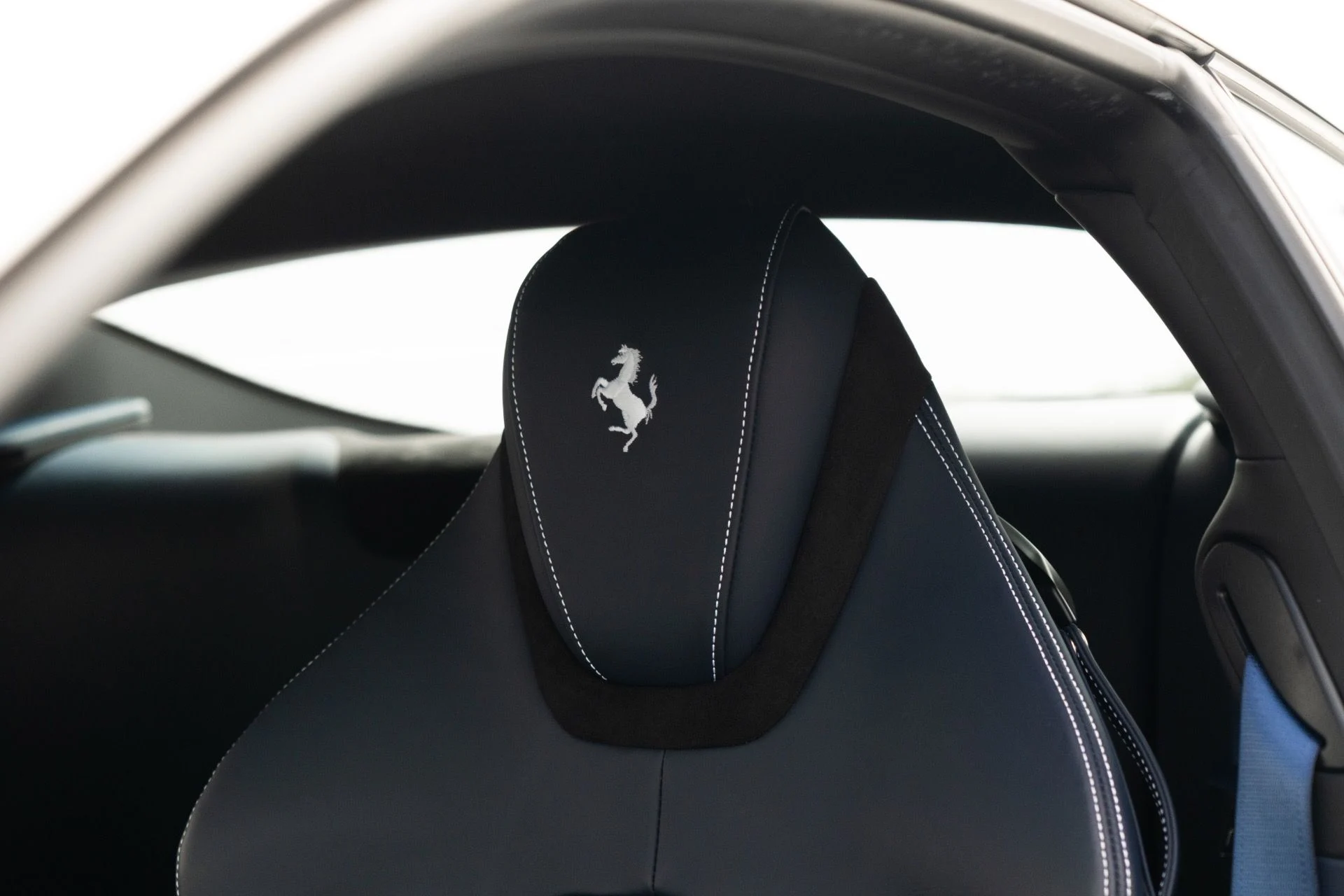 mph035_1519548329_Used_2022_Ferrari_Roma_1764790245_9a479d941c