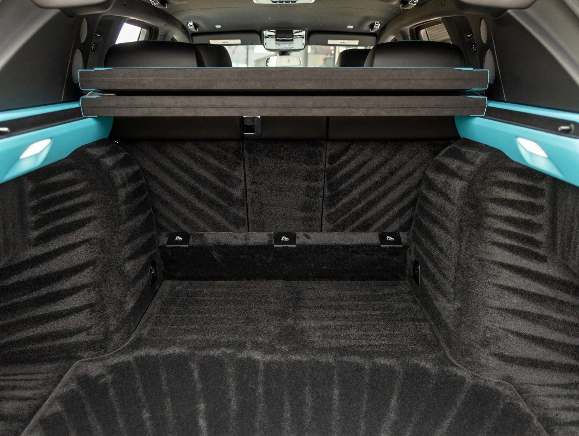 mph035_1521422083_36_bc69e270bf