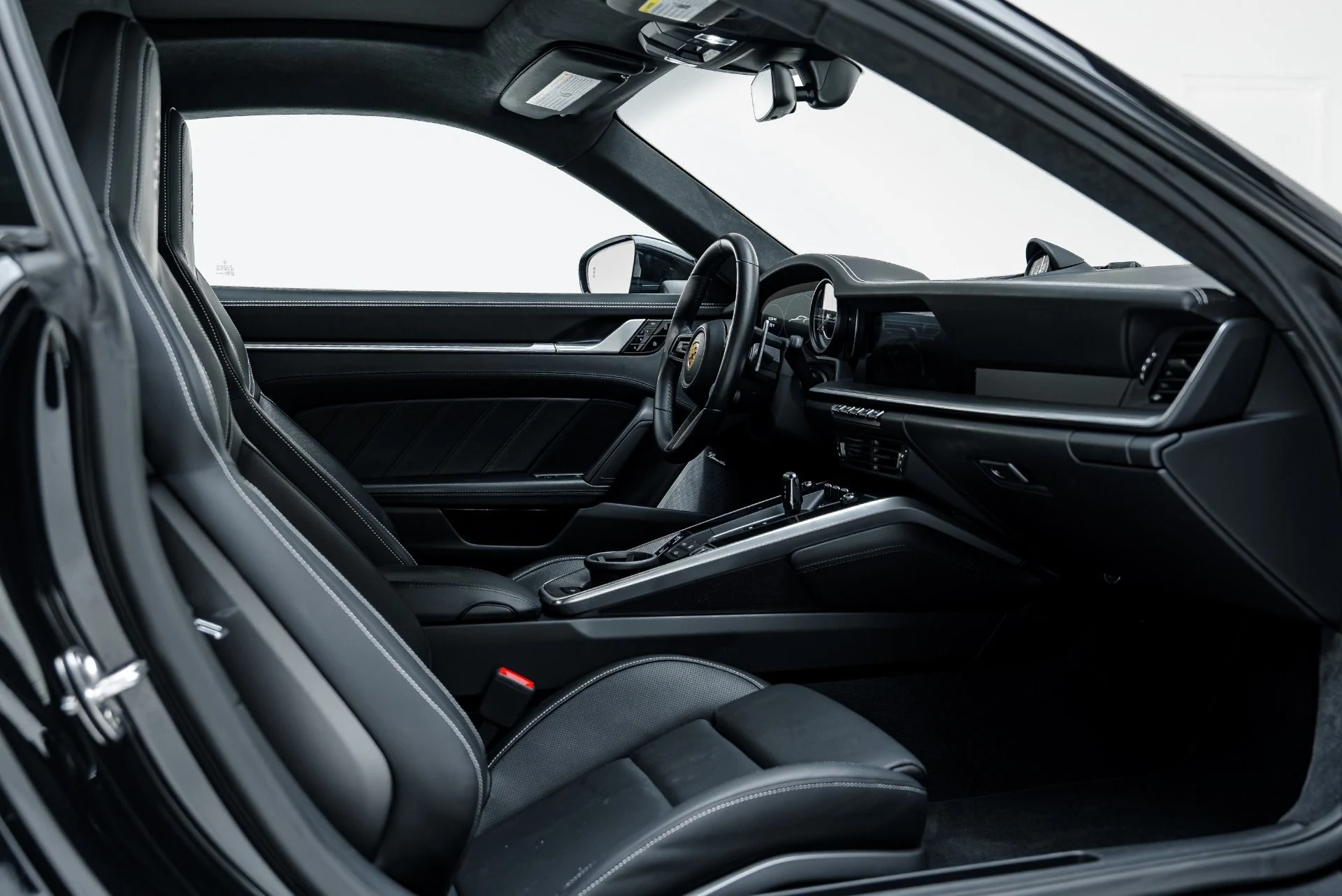 mph035_1525784177_Used_2021_Porsche_911_Turbo_S_1792023483_d264d793a2