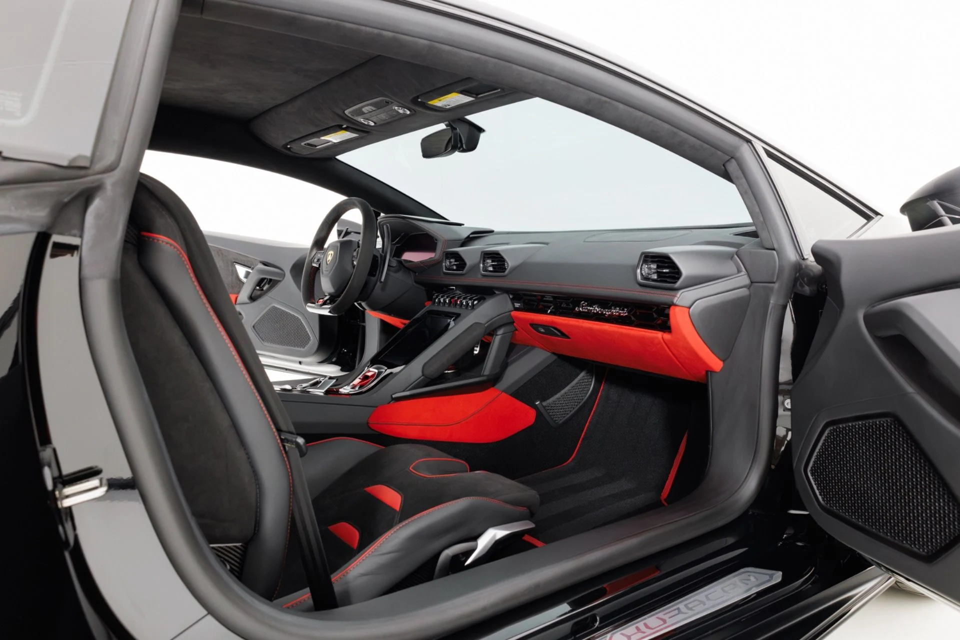 mph035_1532913537_Used_2023_Lamborghini_Huracan_EVO_1790005627_8945ca522b
