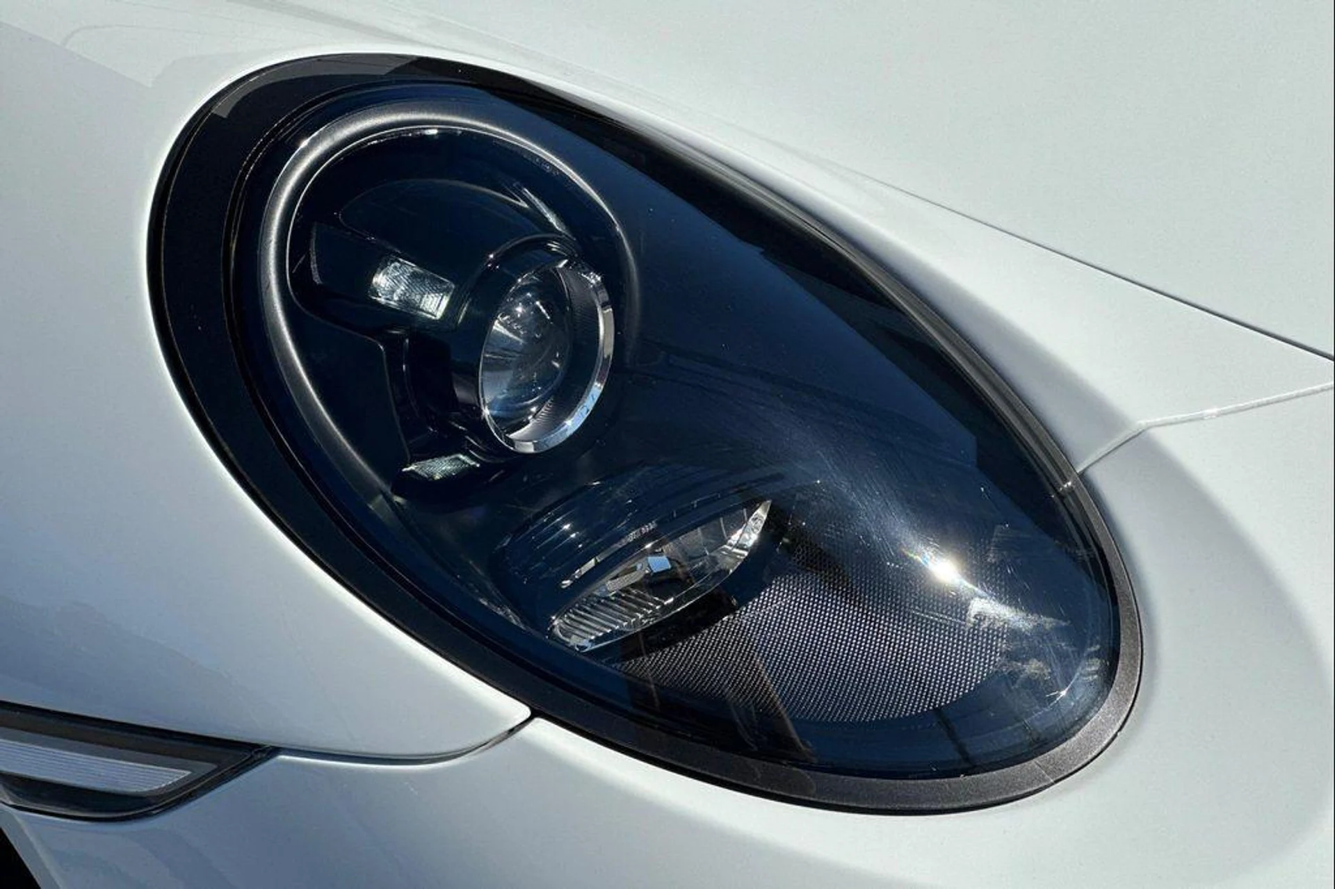 mph035_1542950675_t_X02_Y3_Gy_QR_5_Luv_F_Lvp_RA_Lxx_Qq_E8_4ca23d5eca