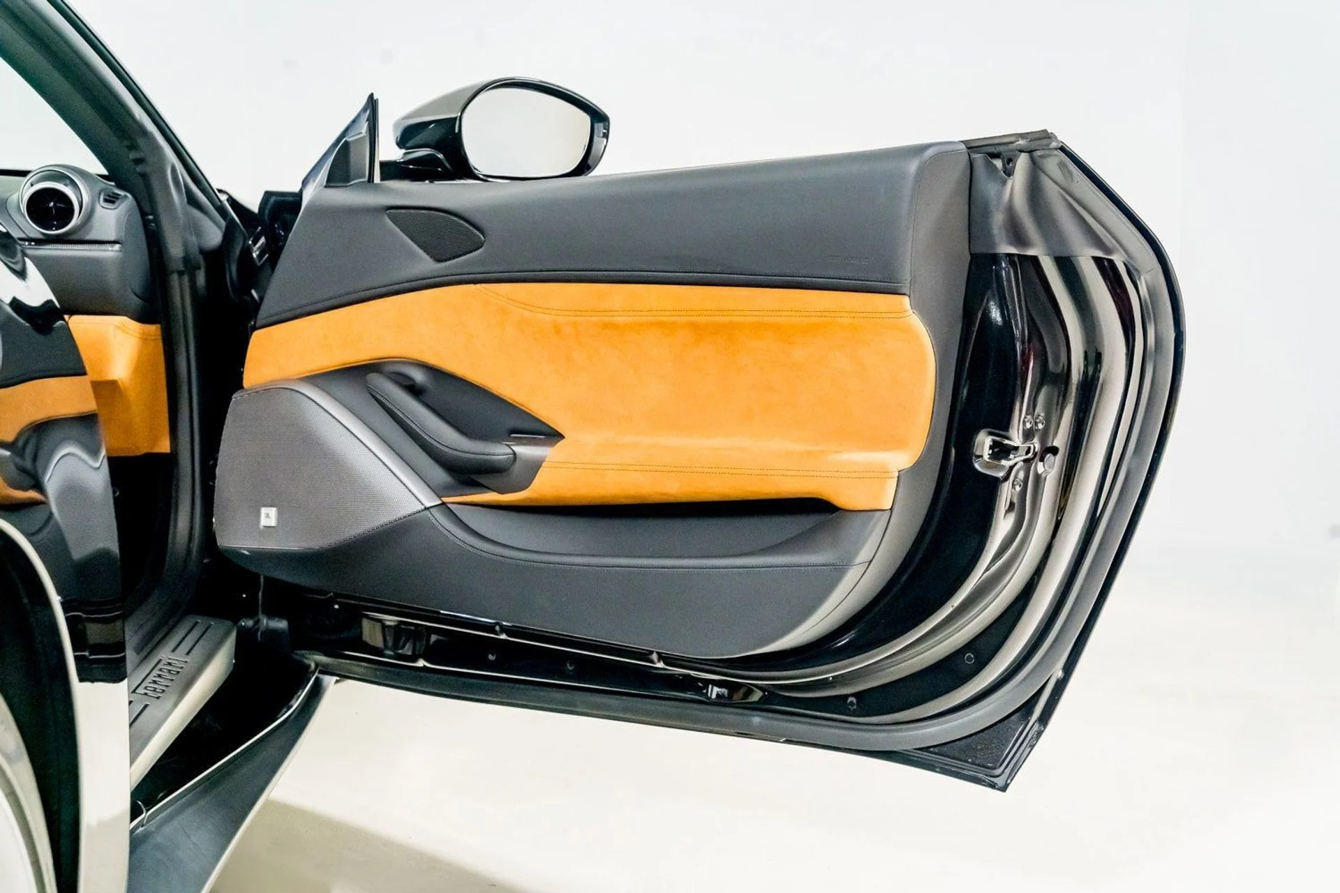 mph035_1555007670_c9c9da78e8fa48b39092deb79bad45f5_98af2eb6ba