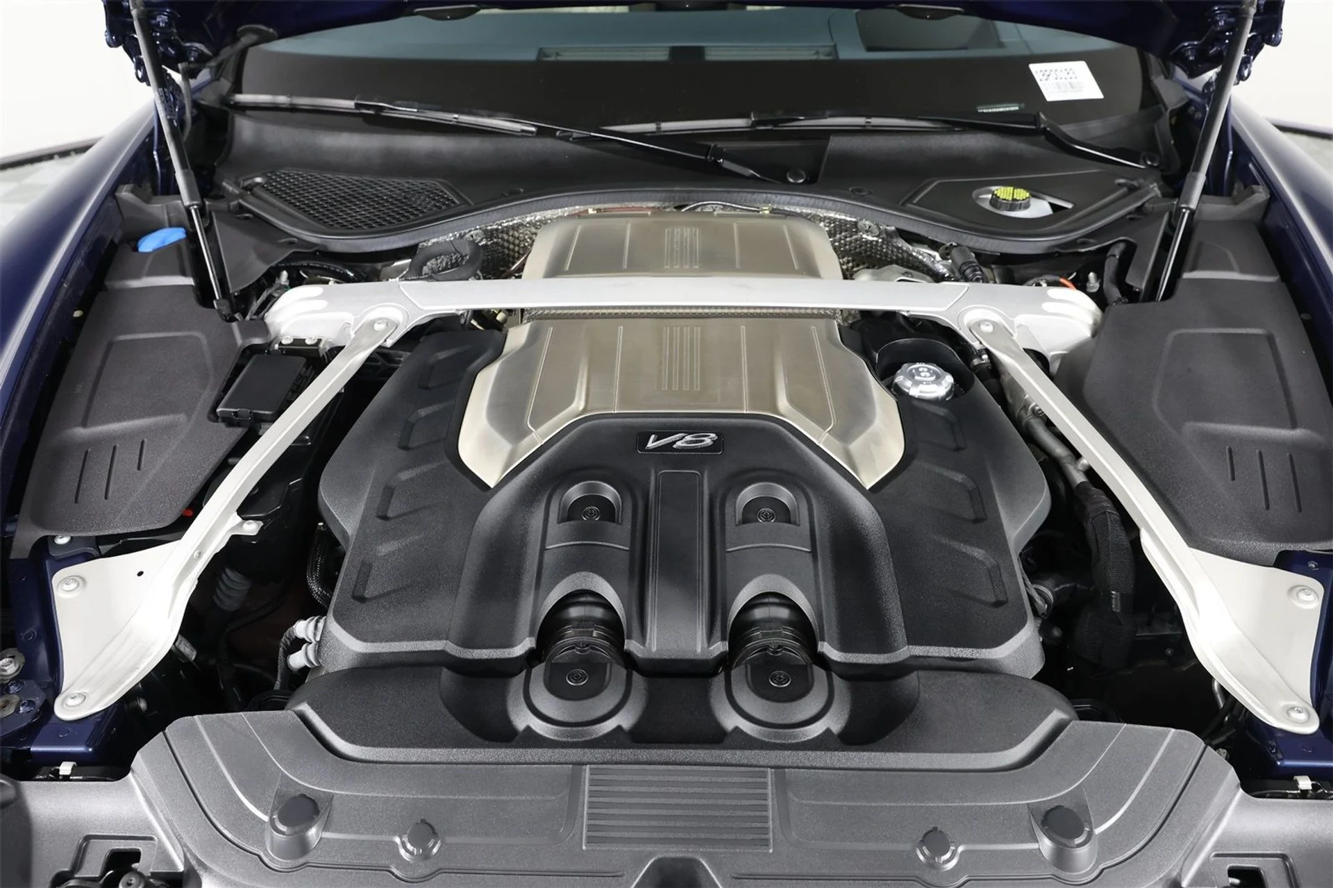 mph035_1558268352_c146c59dc4d5126a08f07f5b2a5e2b01_3159f1e4eb