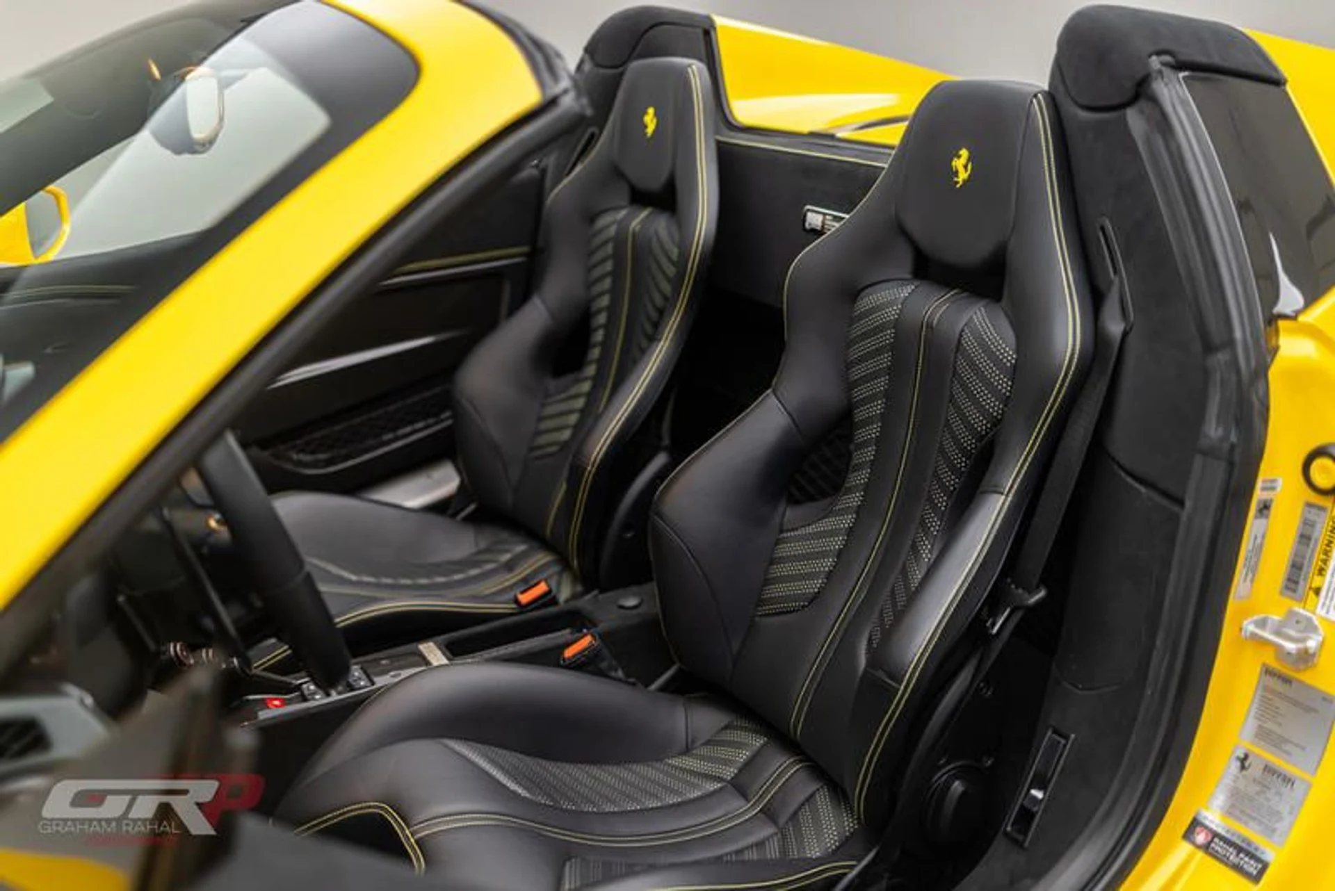 mph035_1560009335_AE_236_E94_8900_4121_8436_A26_E5_C637489_5ce4751460