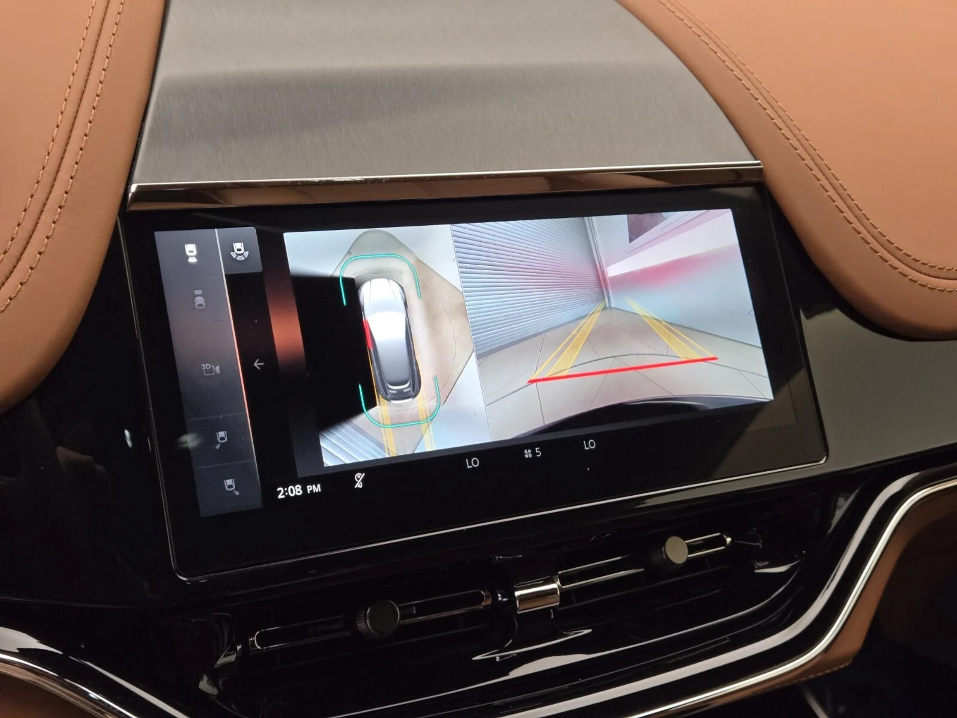 mph035_1568214116_New_2026_Aston_Martin_DBX_S_1776489484_5247383844