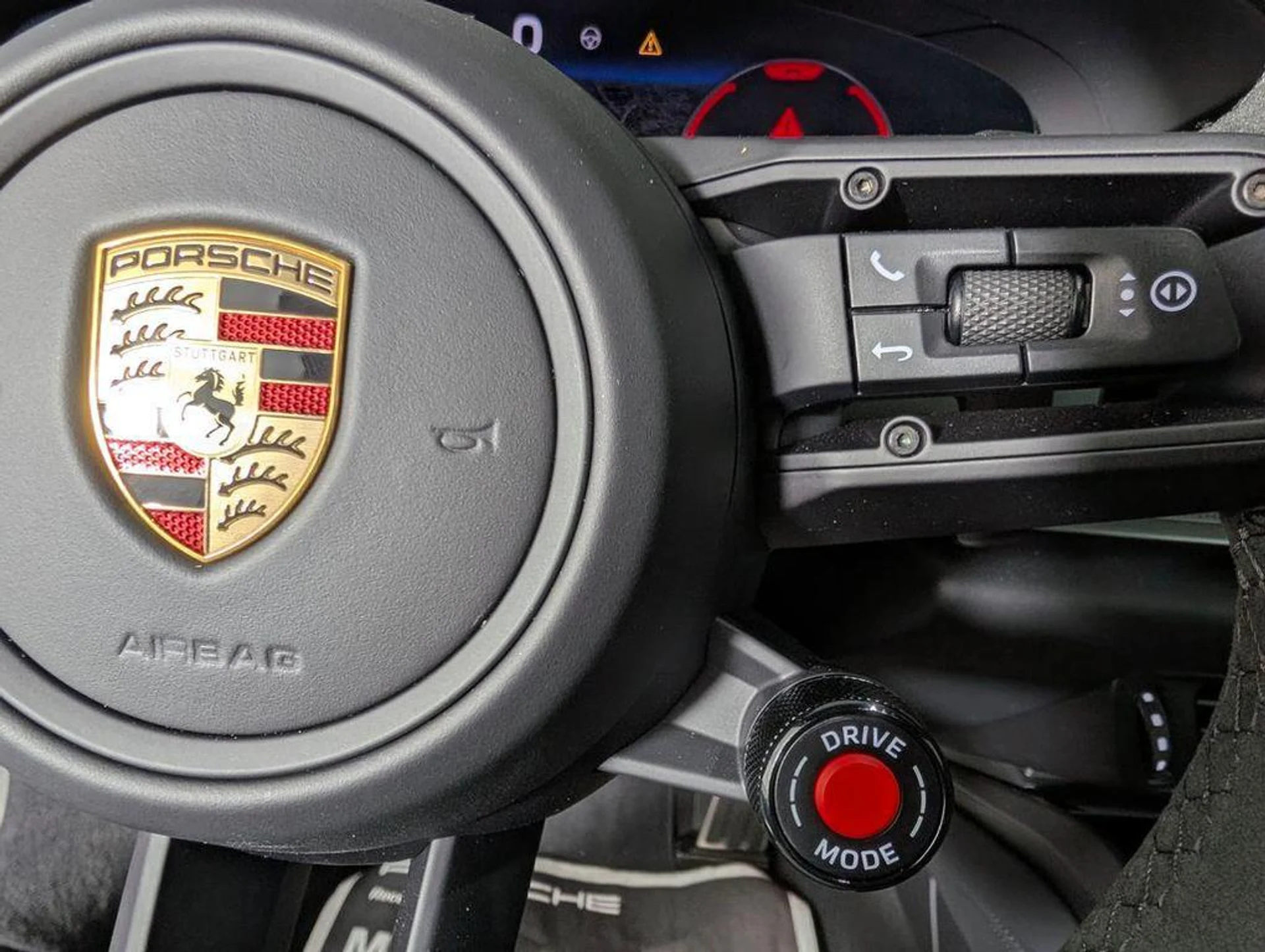 mph035_1569592831_f1_D_y_A9_Cn5_Wubn0w8_S0_HK_7_Cu2w_93afb02181