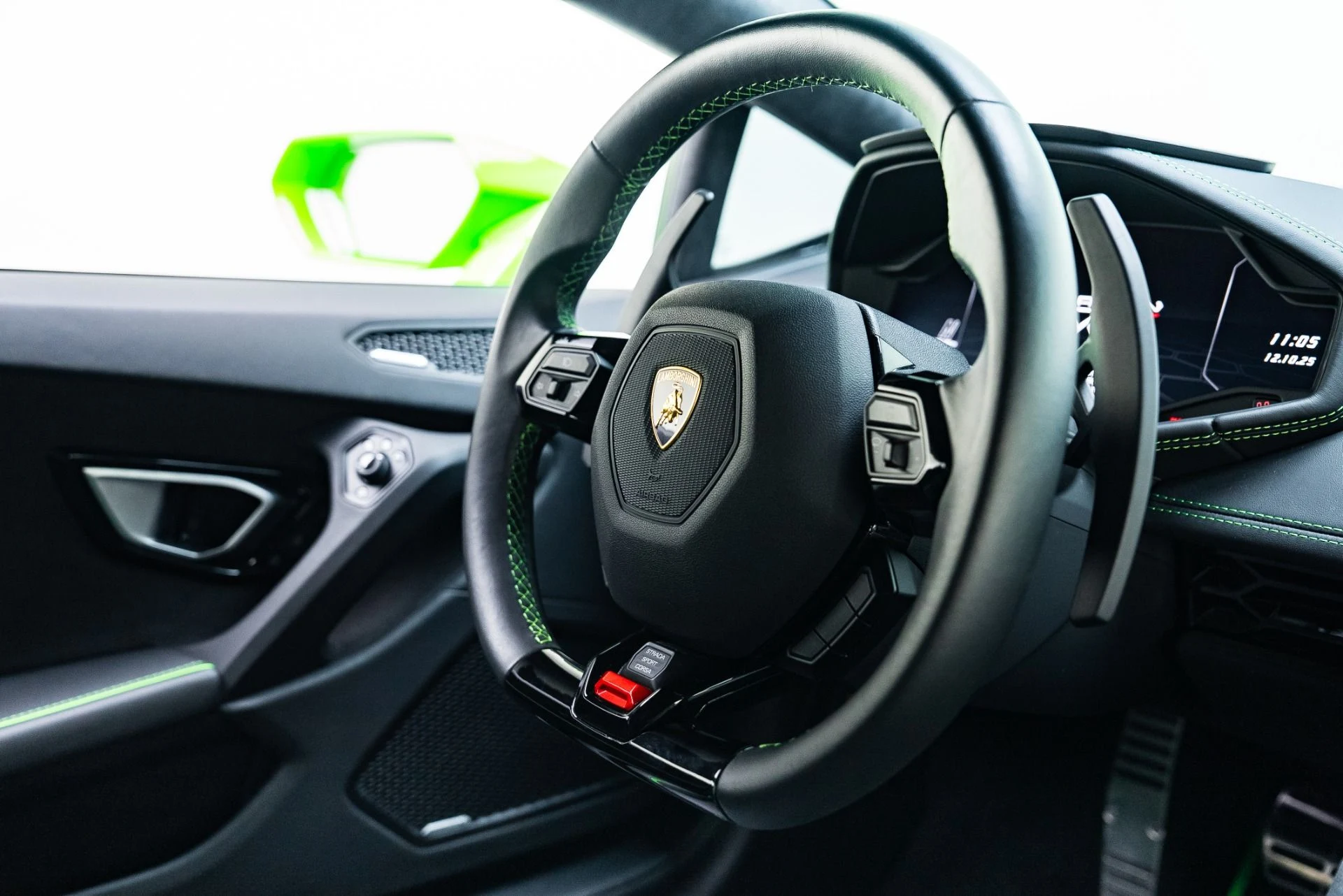 mph035_1570352807_Used_2023_Lamborghini_Huracan_EVO_1765473018_f8f84727de