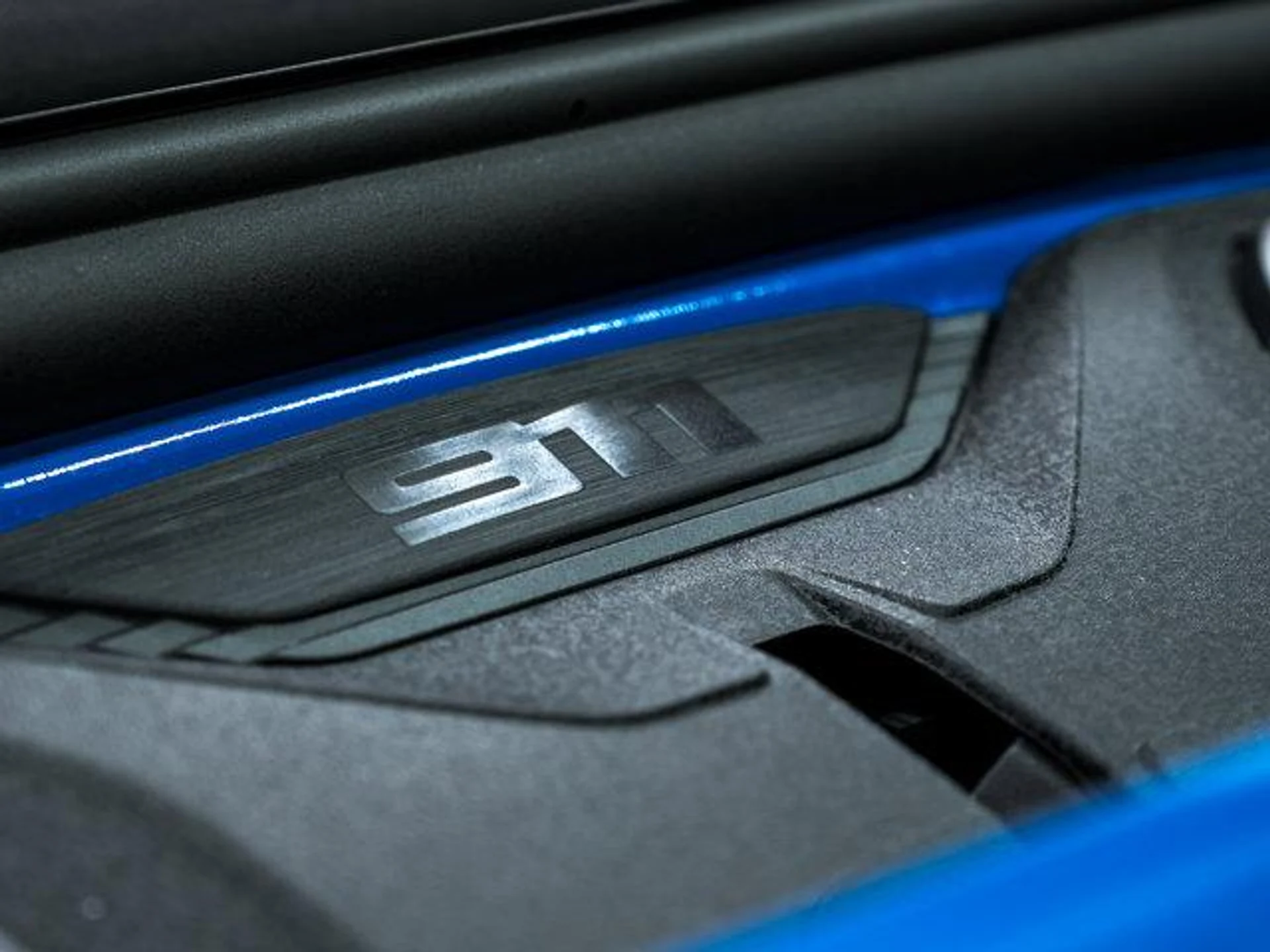 mph035_1573703375_D2g_IE_3_L_Rcak481nj_G_Mc5_B2_CO_Hr_Y_e1a5a6fc2e