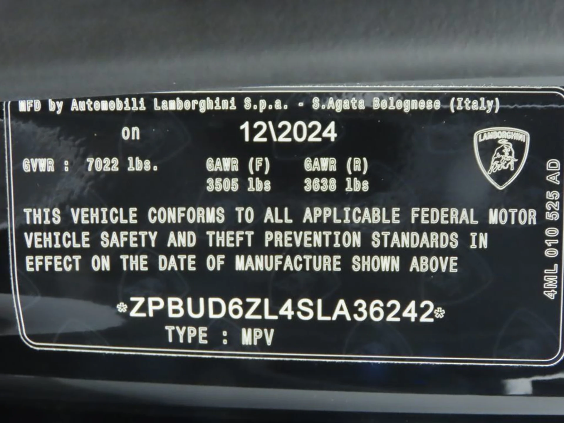 mph035_1574145322_used_2025_lamborghini_urus_seawd_8119_22939626_36_1024_4267126b05