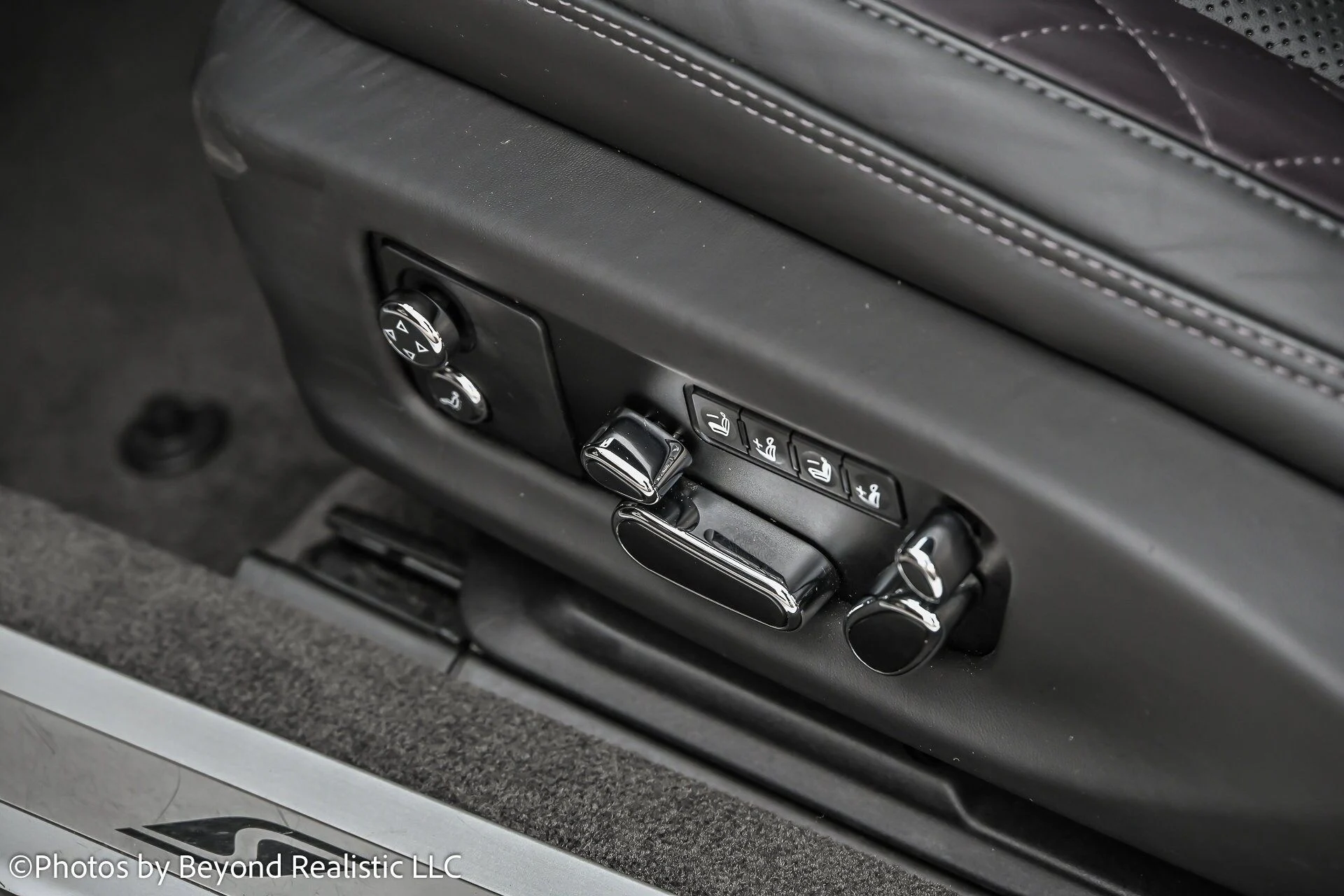 mph035_1582751573_87f75e36308987c65974bae941592e61x_3cea25f80d