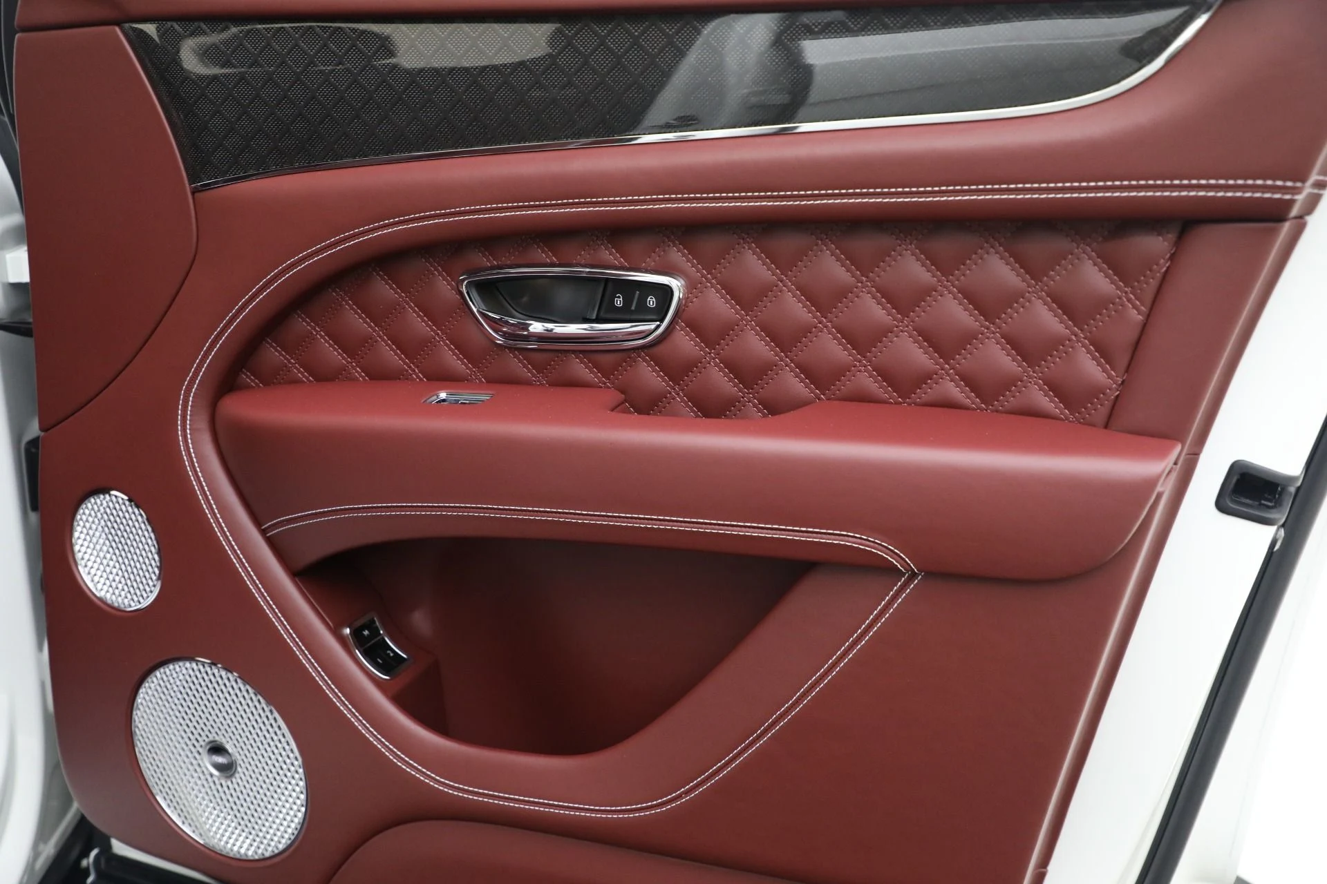mph035_1583953051_Used_2025_Bentley_Bentayga_S_Black_Edition_dc0c2a0fc5