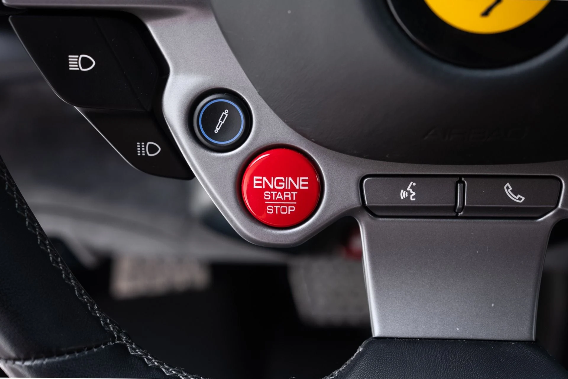 mph035_1588544336_Used_2018_Ferrari_812_Superfast_1770943869_a910d65413