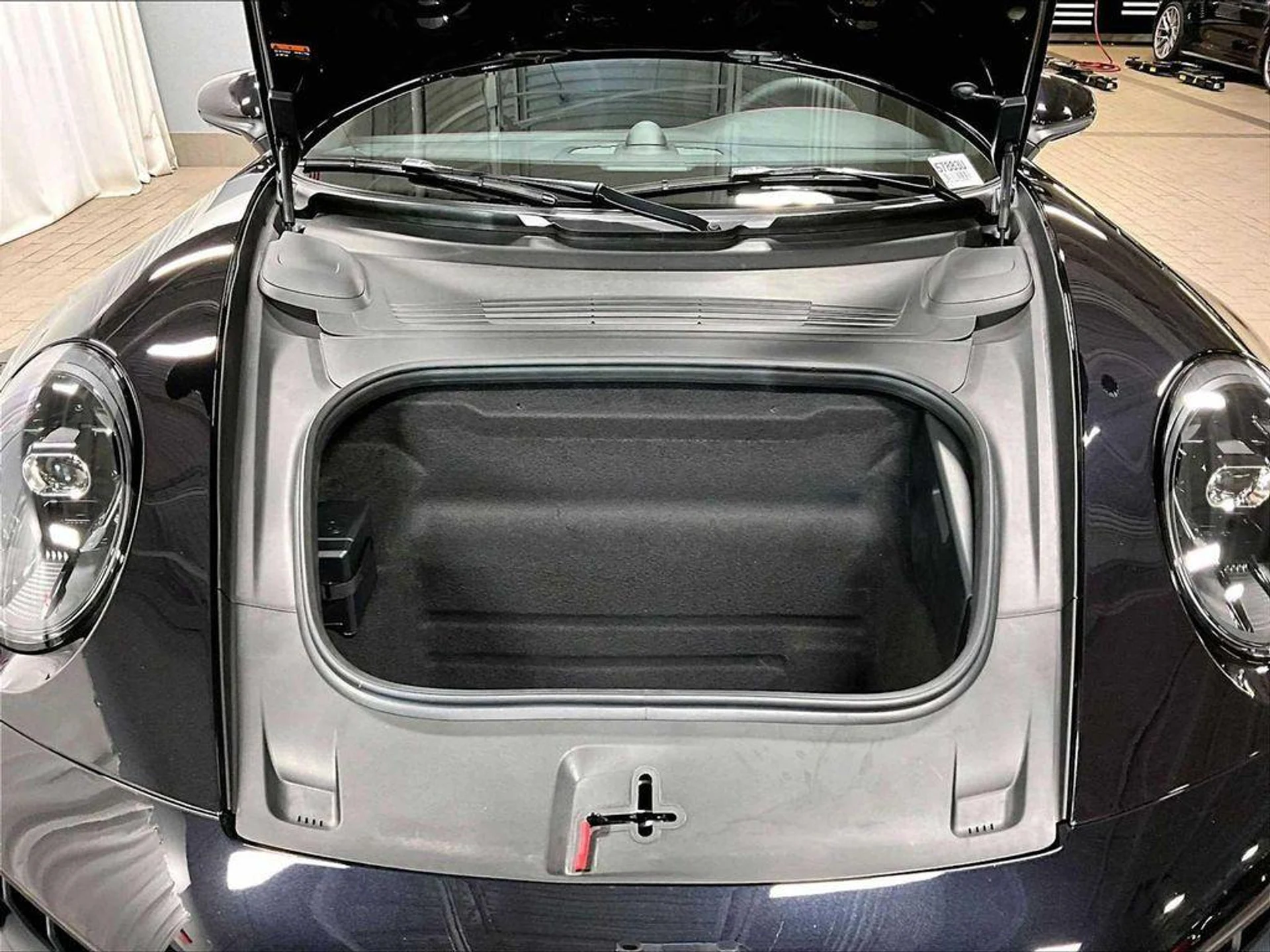 mph035_1590581936_PO_4b_Q_Ng2_T_Ydsv_FL_Kv8_O4_AL_Pj0_F0_6d957940cf