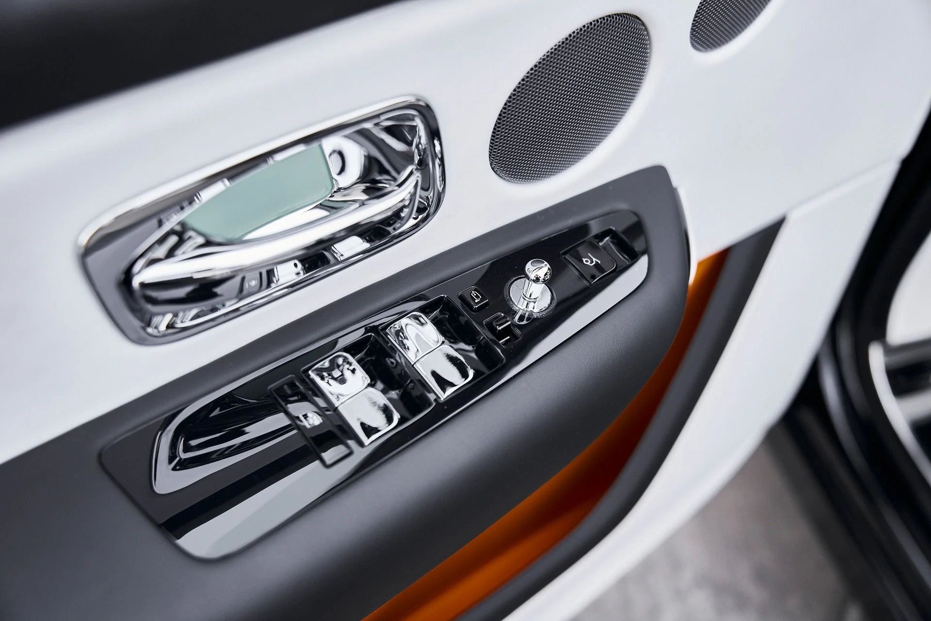 mph035_1592348685_Used_2026_Rolls_Royce_Cullinan_Base_1769135805_aaf30e9e9c