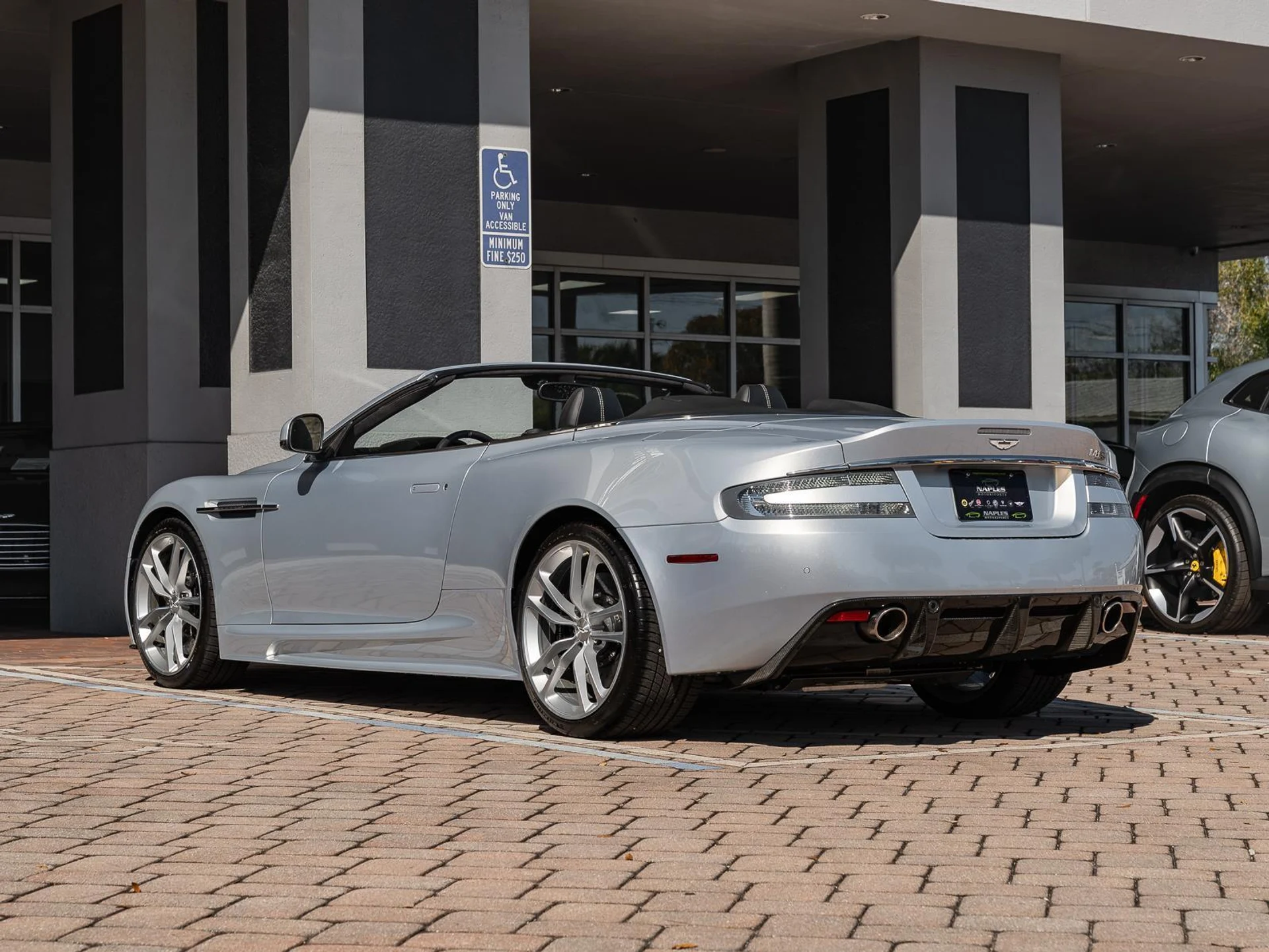 mph035_1594391228_Used_2010_Aston_Martin_DBS_2dr_Volante_1771496229_ed9e0390c2