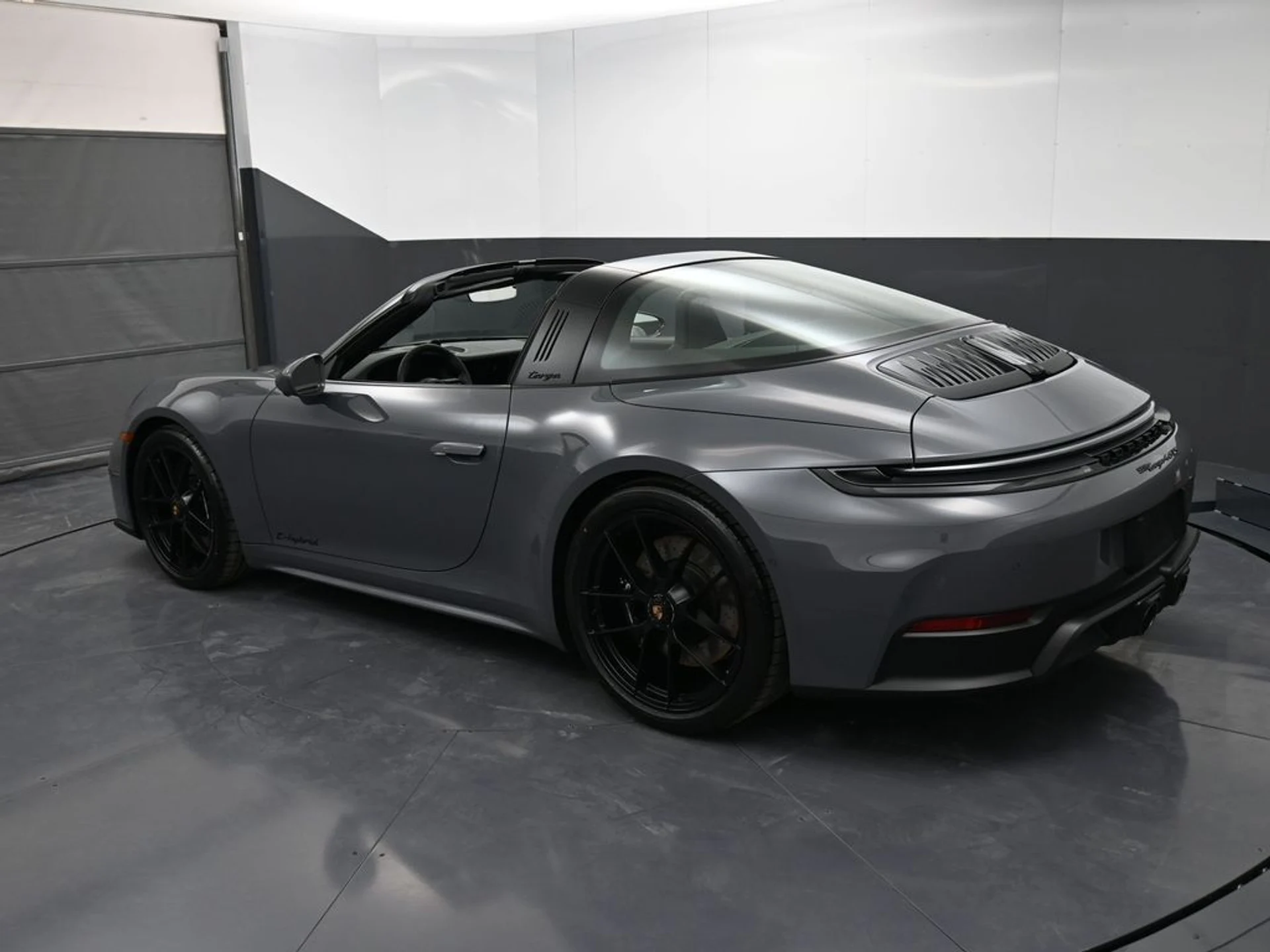 mph035_160113436_image_35_3fa295e051